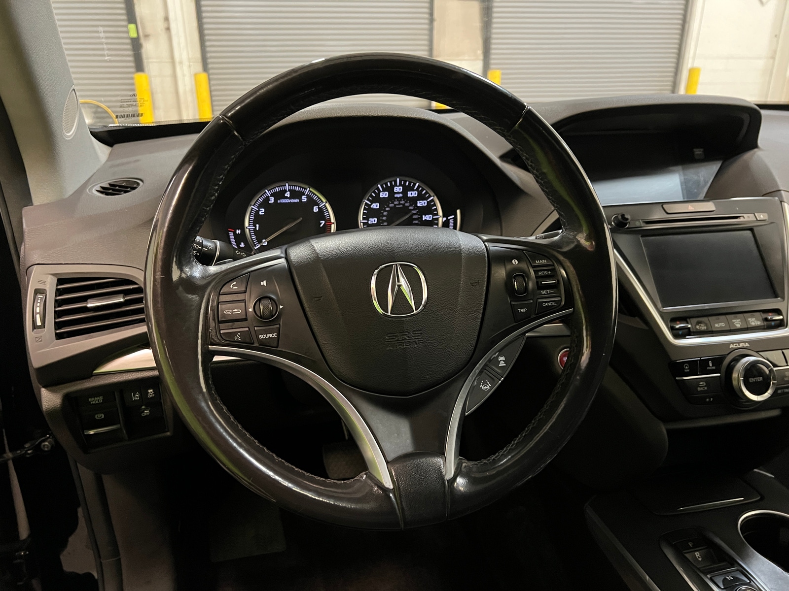 Thumbnail: 2017 Acura MDX - 4