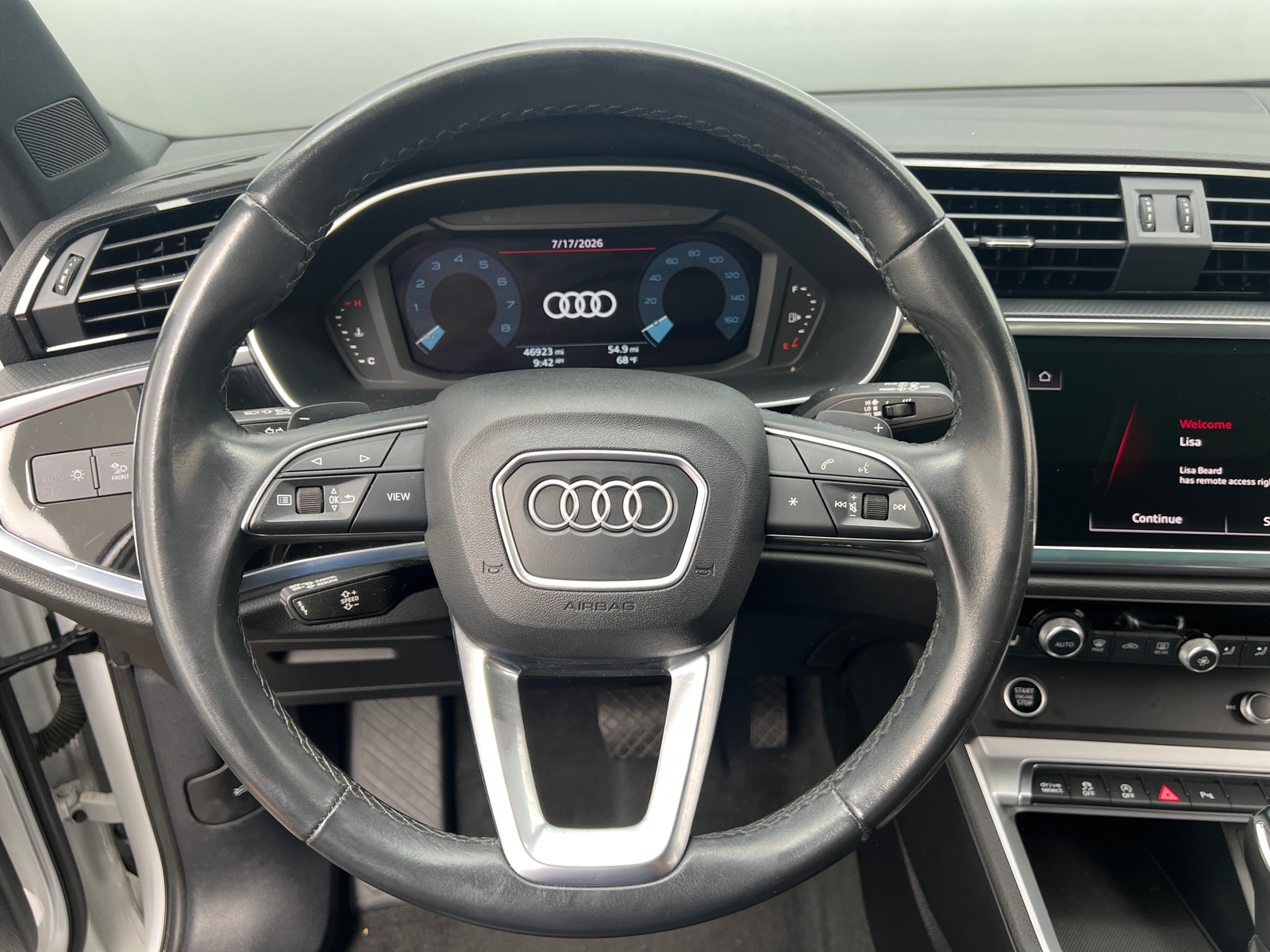 Thumbnail: 2023 Audi Q3 - 4