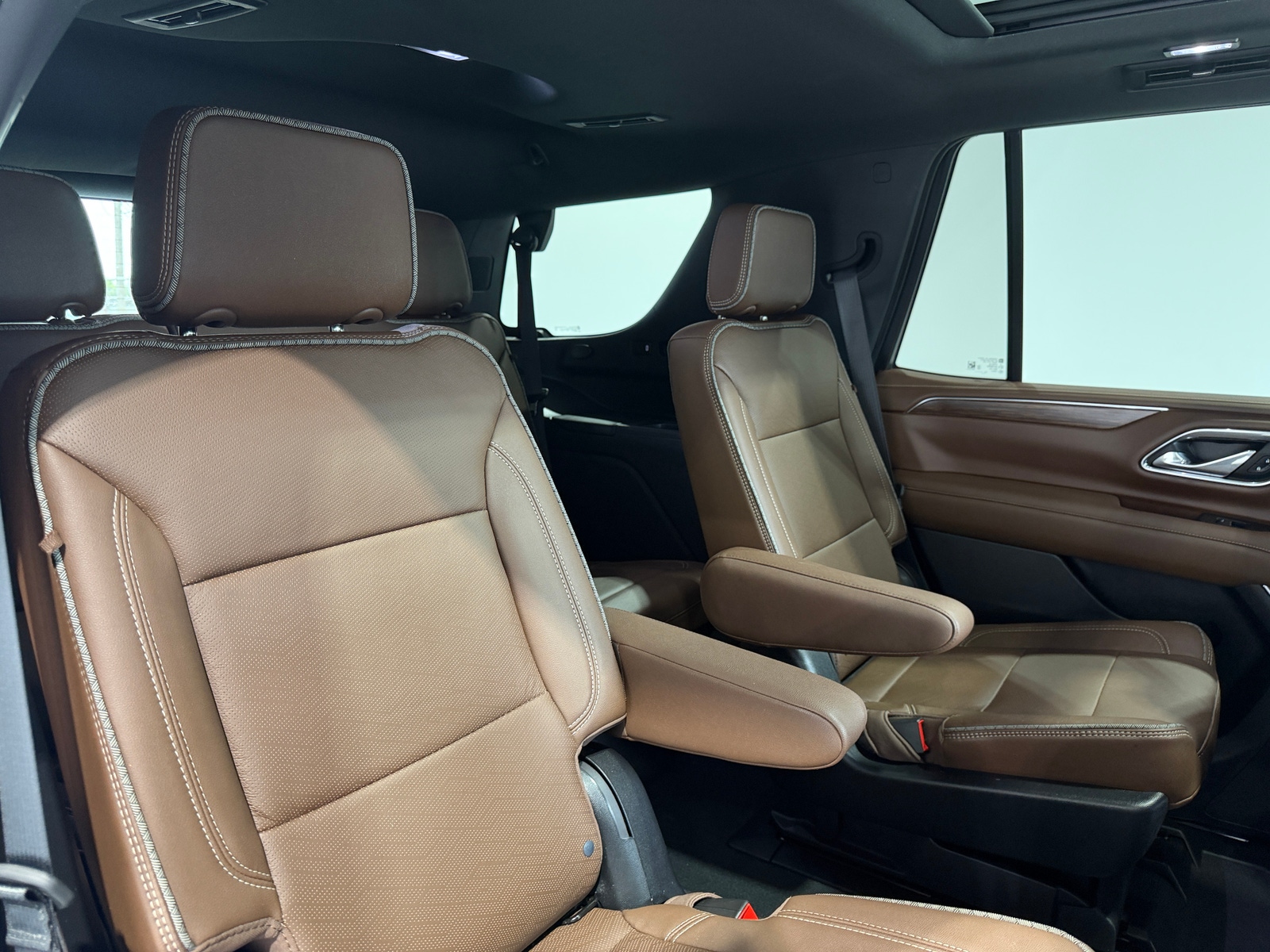 Thumbnail: 2023 Chevrolet Tahoe - 5