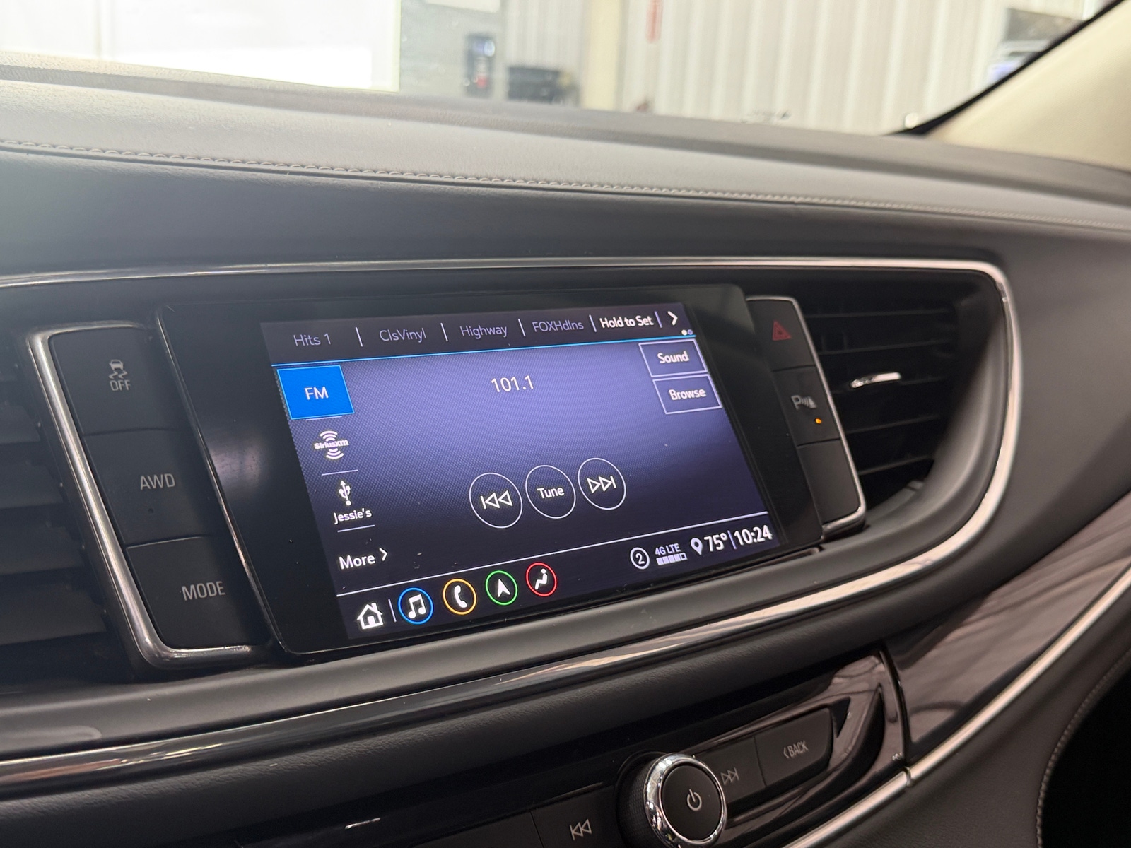 Thumbnail: 2021 Buick Enclave - 3
