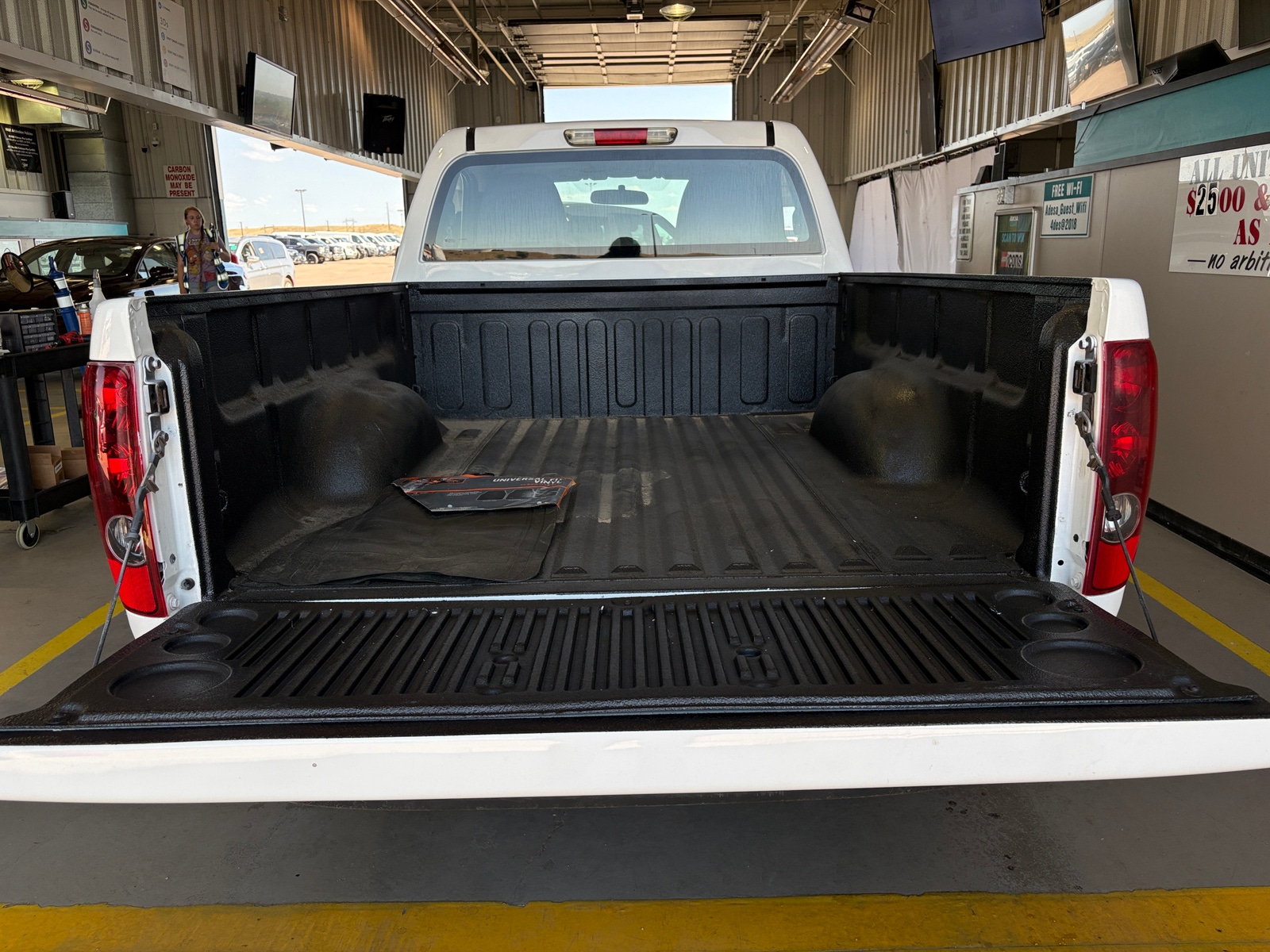 Thumbnail: 2012 Chevrolet Colorado - 5