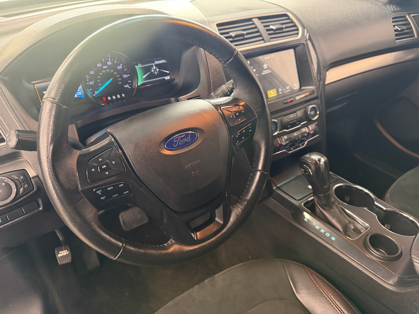 Thumbnail: 2018 Ford Explorer - 4