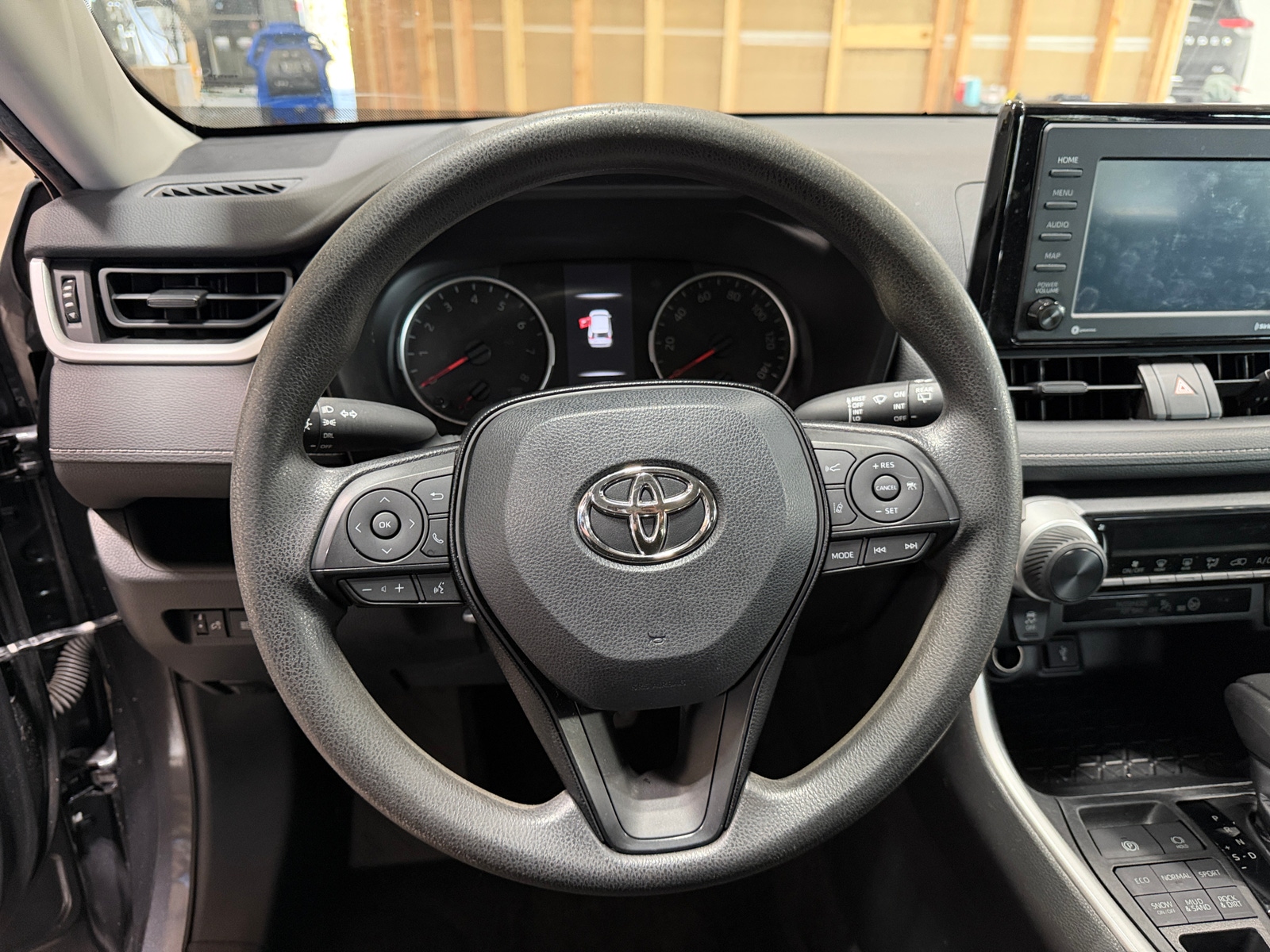 Thumbnail: 2020 Toyota RAV4 - 5
