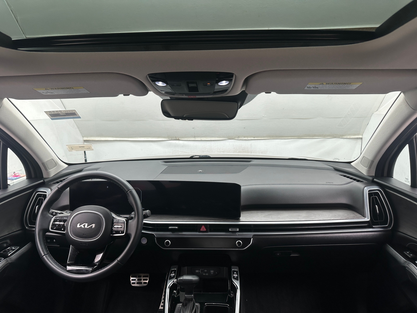 Thumbnail: 2025 Kia Sorento - 2