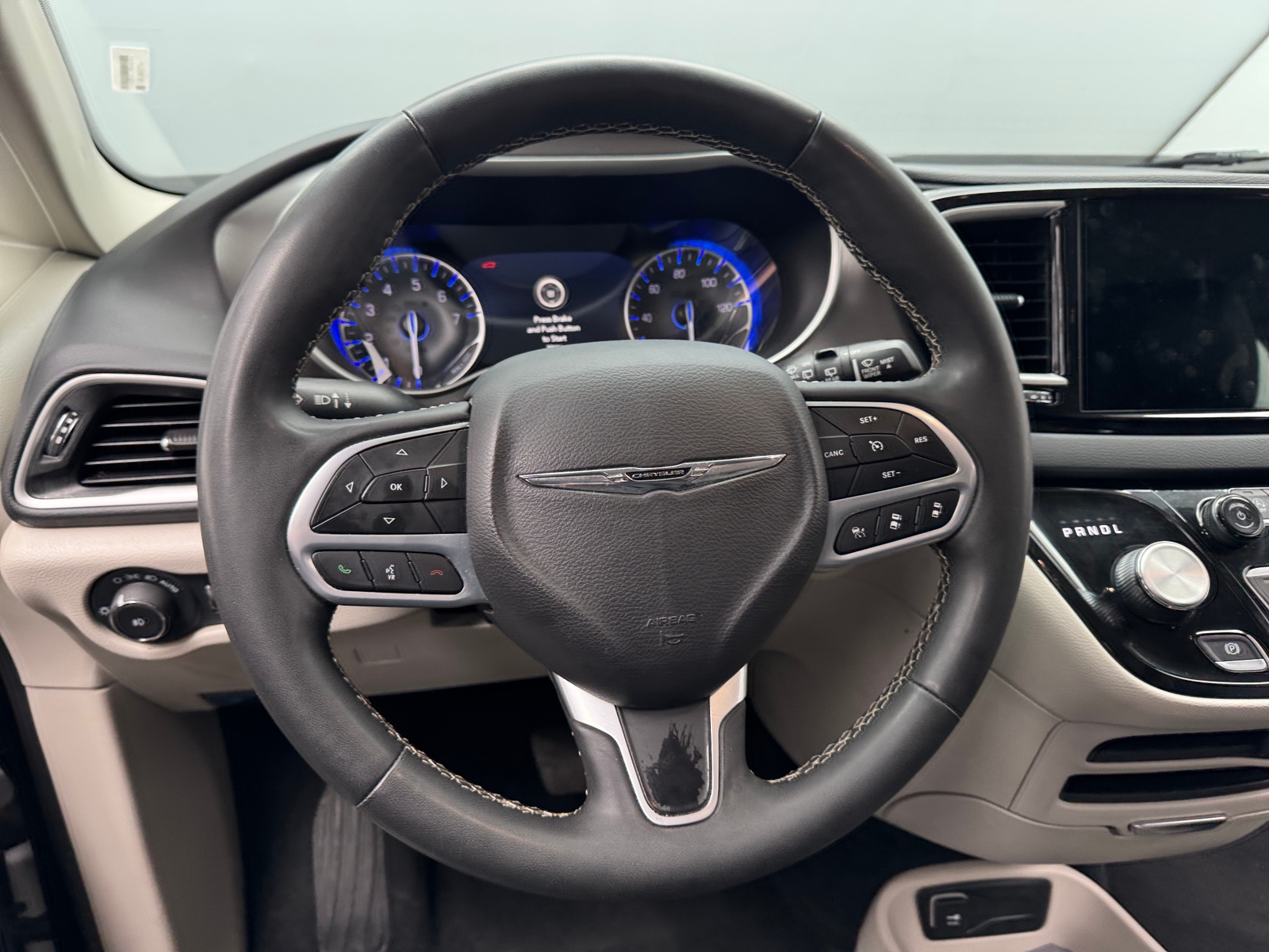 Thumbnail: 2024 Chrysler Pacifica - 4