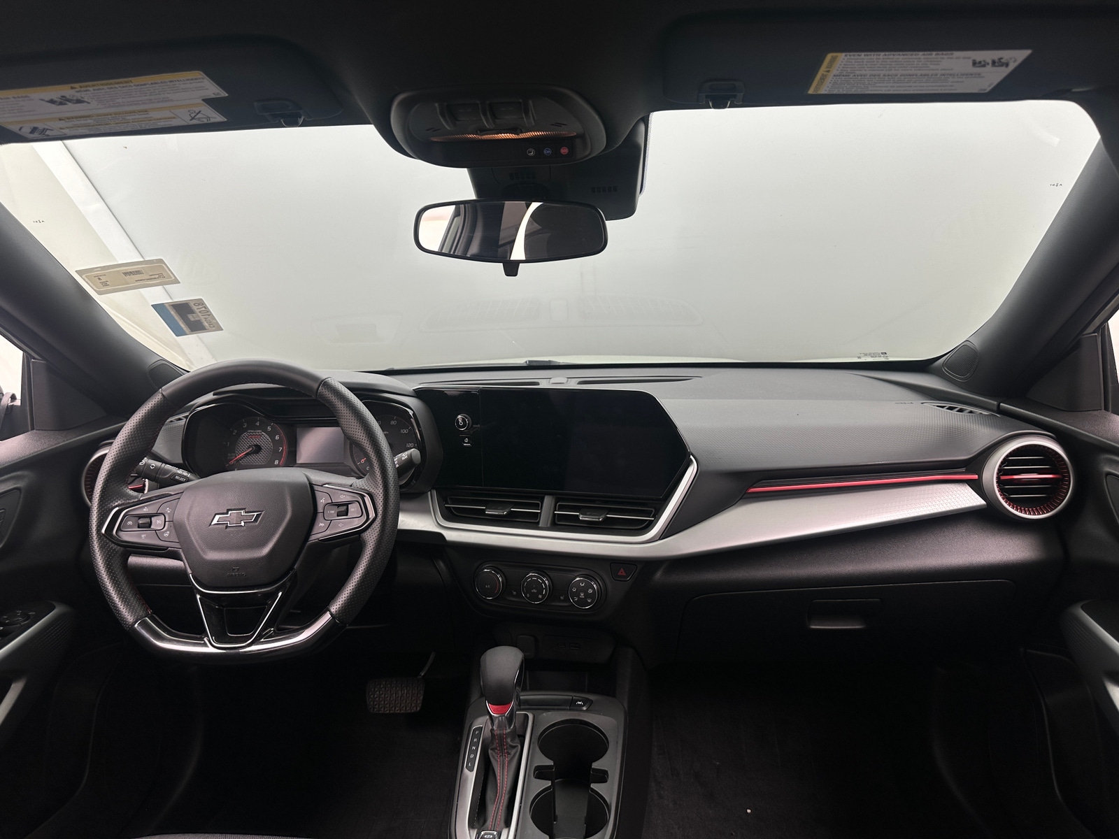 Thumbnail: 2024 Chevrolet Trax - 3