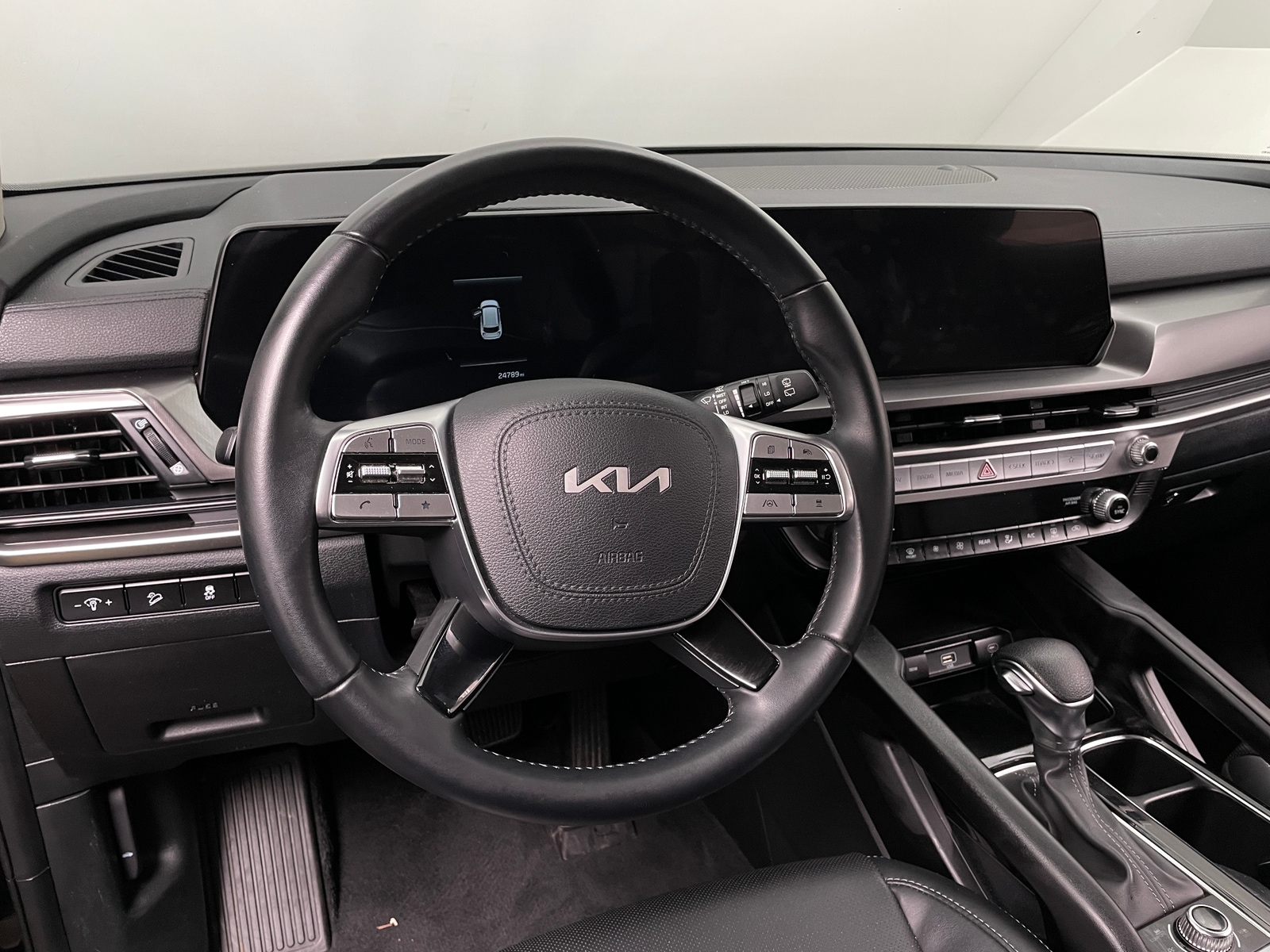 Thumbnail: 2024 Kia Telluride - 4