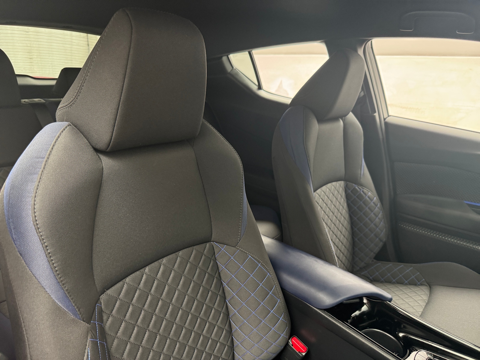 Thumbnail: 2021 Toyota C-HR - 2