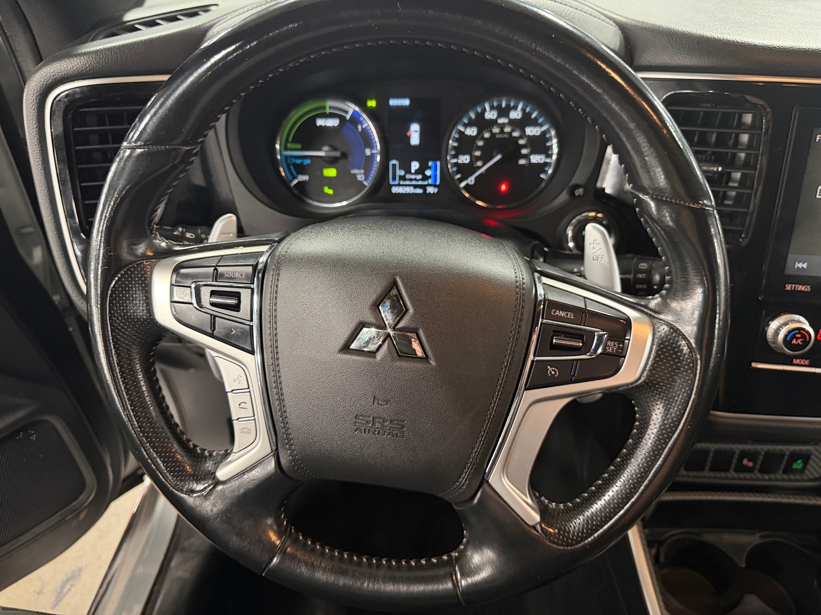Thumbnail: 2022 Mitsubishi Outlander - 4