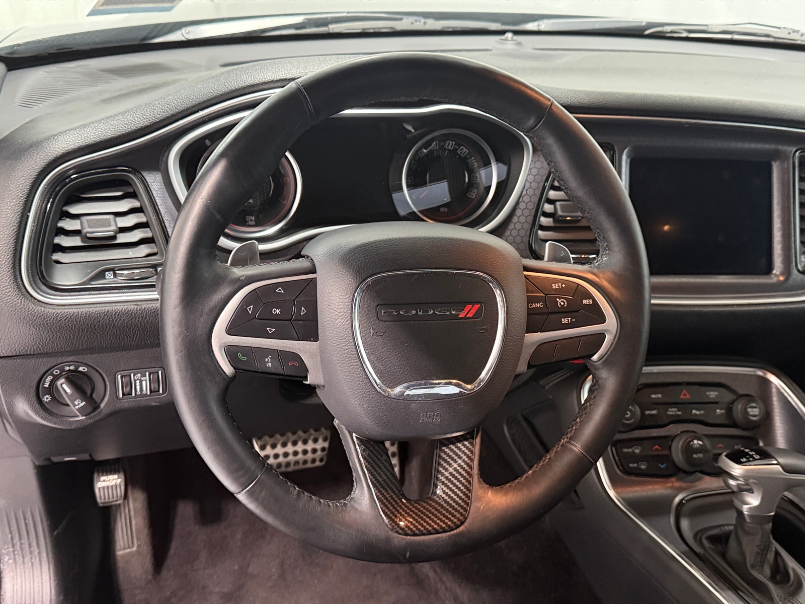 Thumbnail: 2017 Dodge Challenger - 4