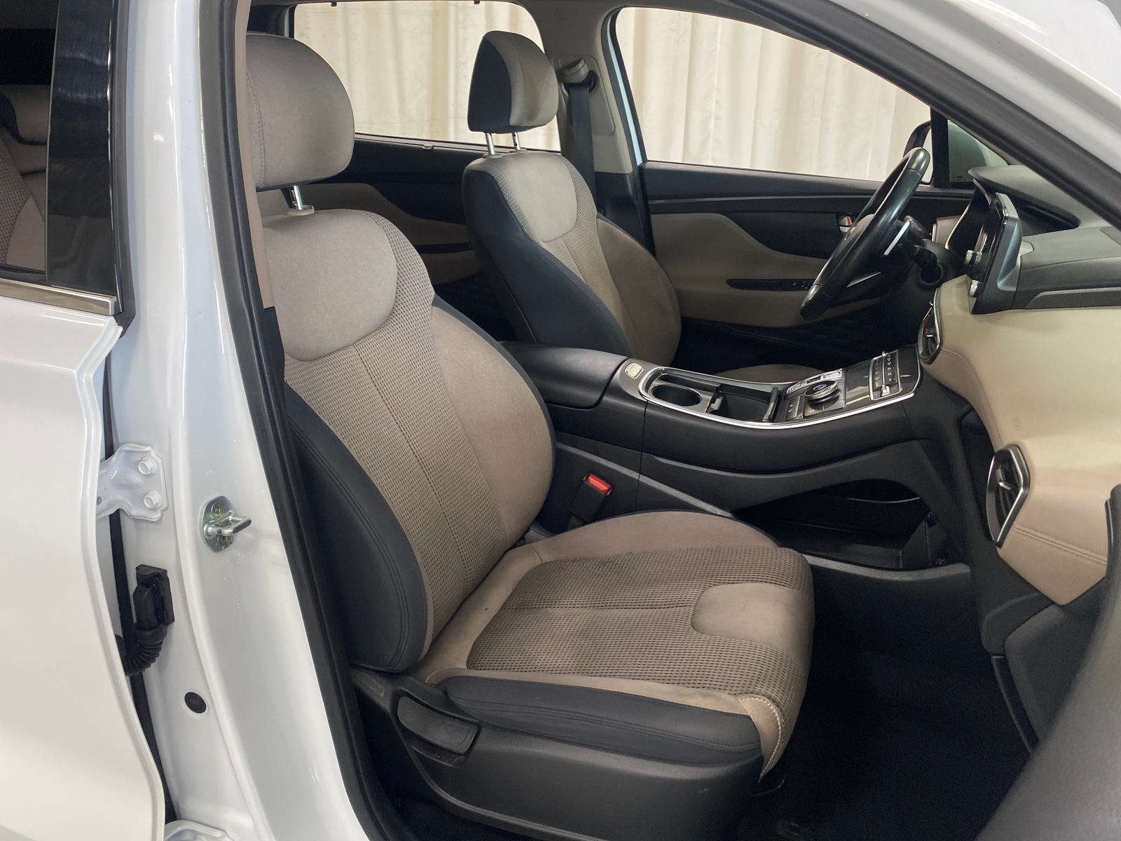Thumbnail: 2021 Hyundai Santa Fe - 2