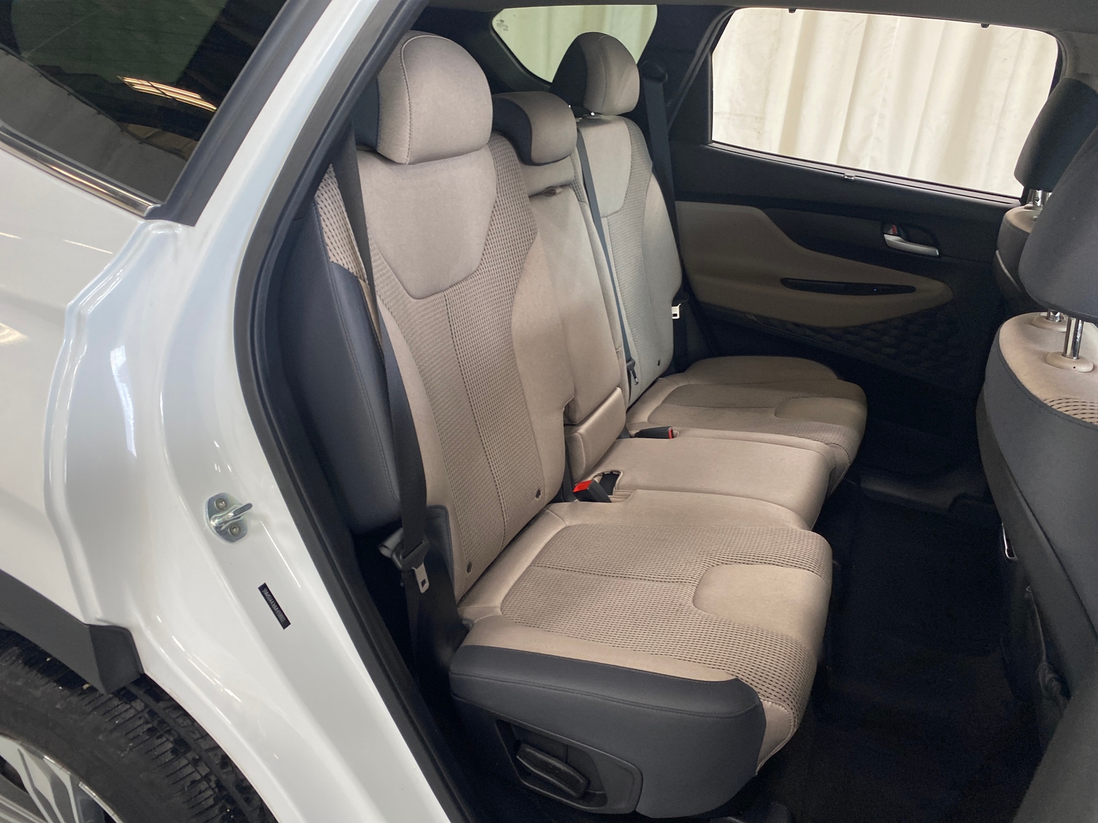 Thumbnail: 2021 Hyundai Santa Fe - 6