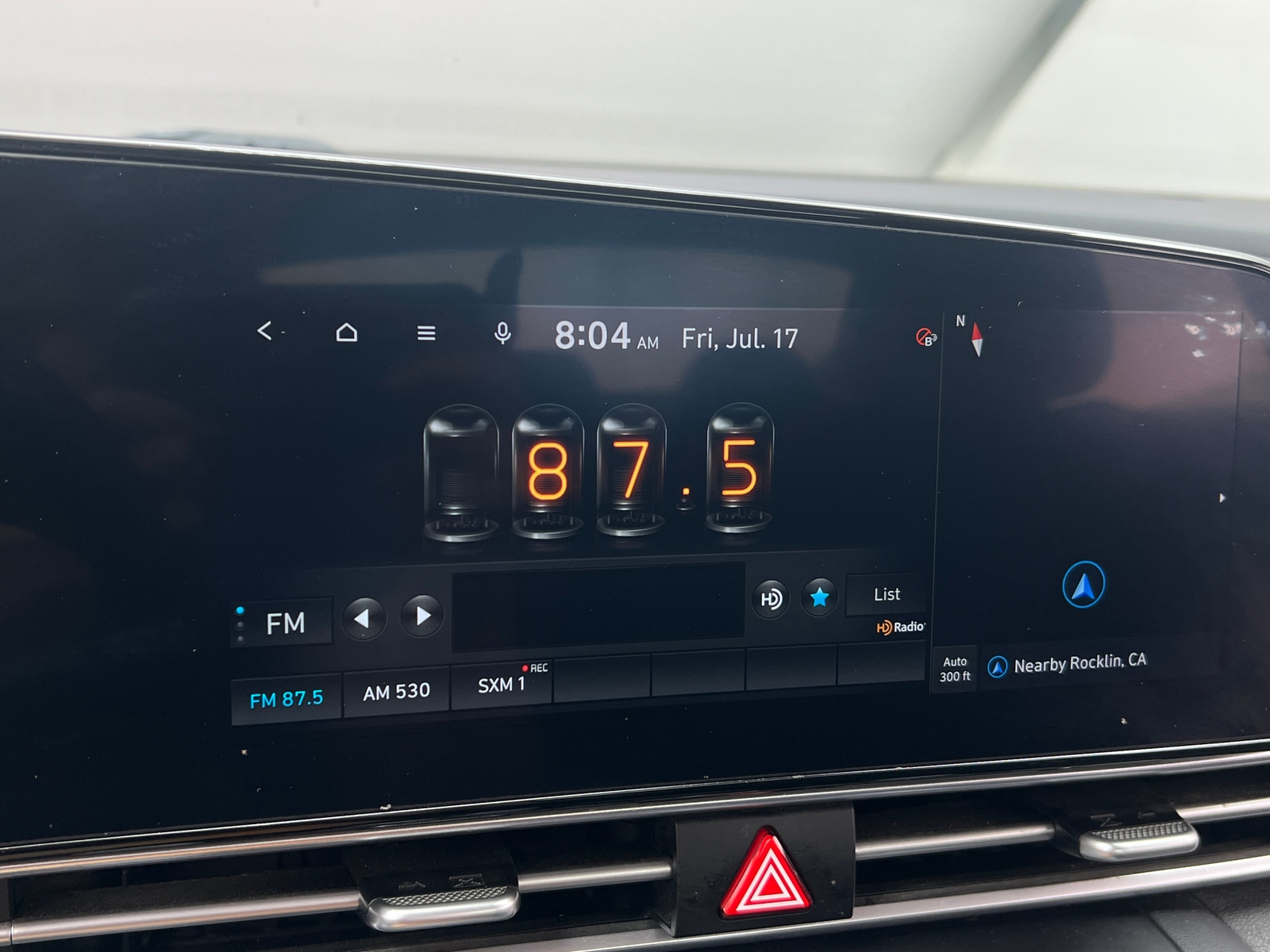 Thumbnail: 2023 Hyundai Elantra - 4
