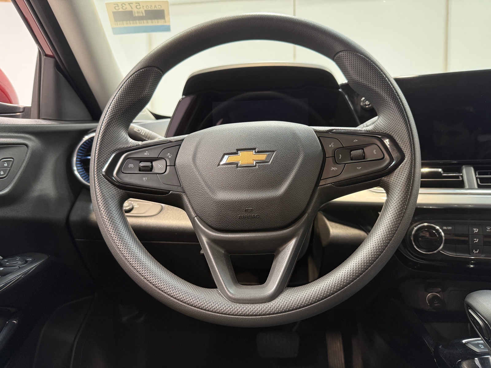 Thumbnail: 2025 Chevrolet Trax - 5