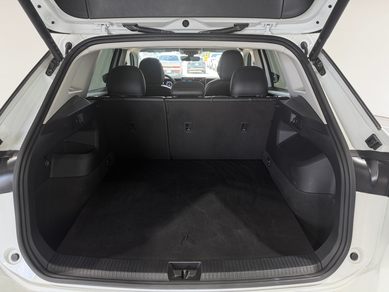 Thumbnail: 2026 Volkswagen Tiguan - 6