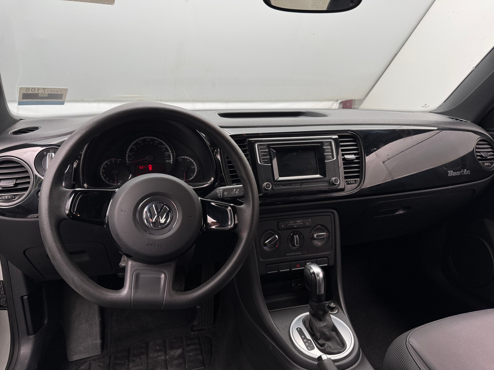 Thumbnail: 2016 Volkswagen Beetle - 3