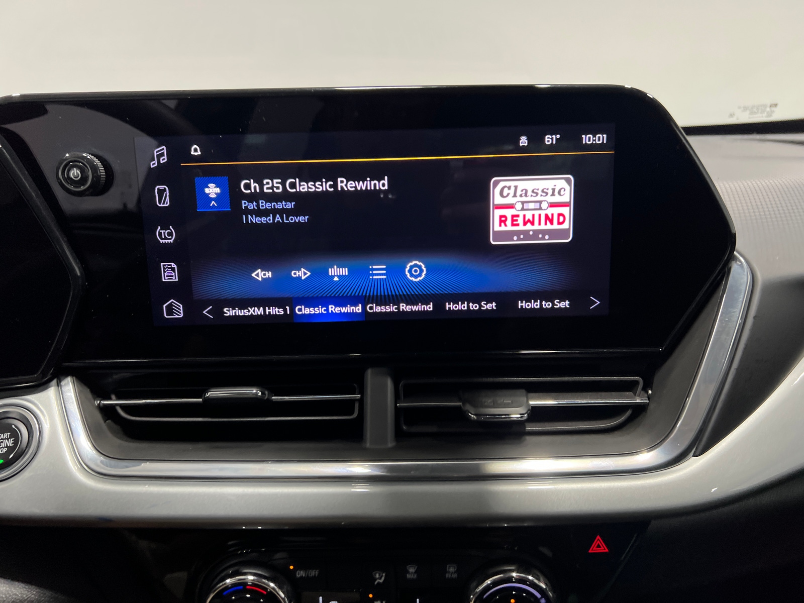 Thumbnail: 2025 Chevrolet Trax - 4