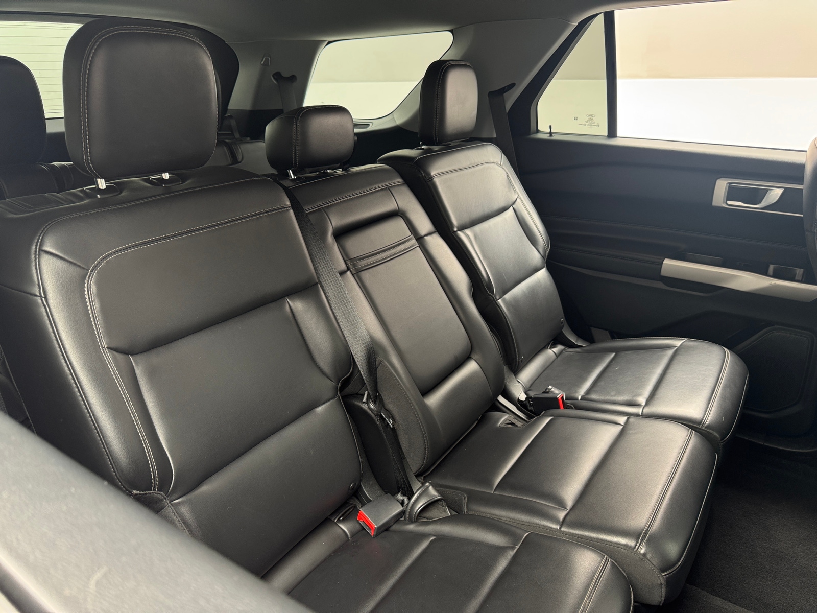 Thumbnail: 2021 Ford Explorer - 5