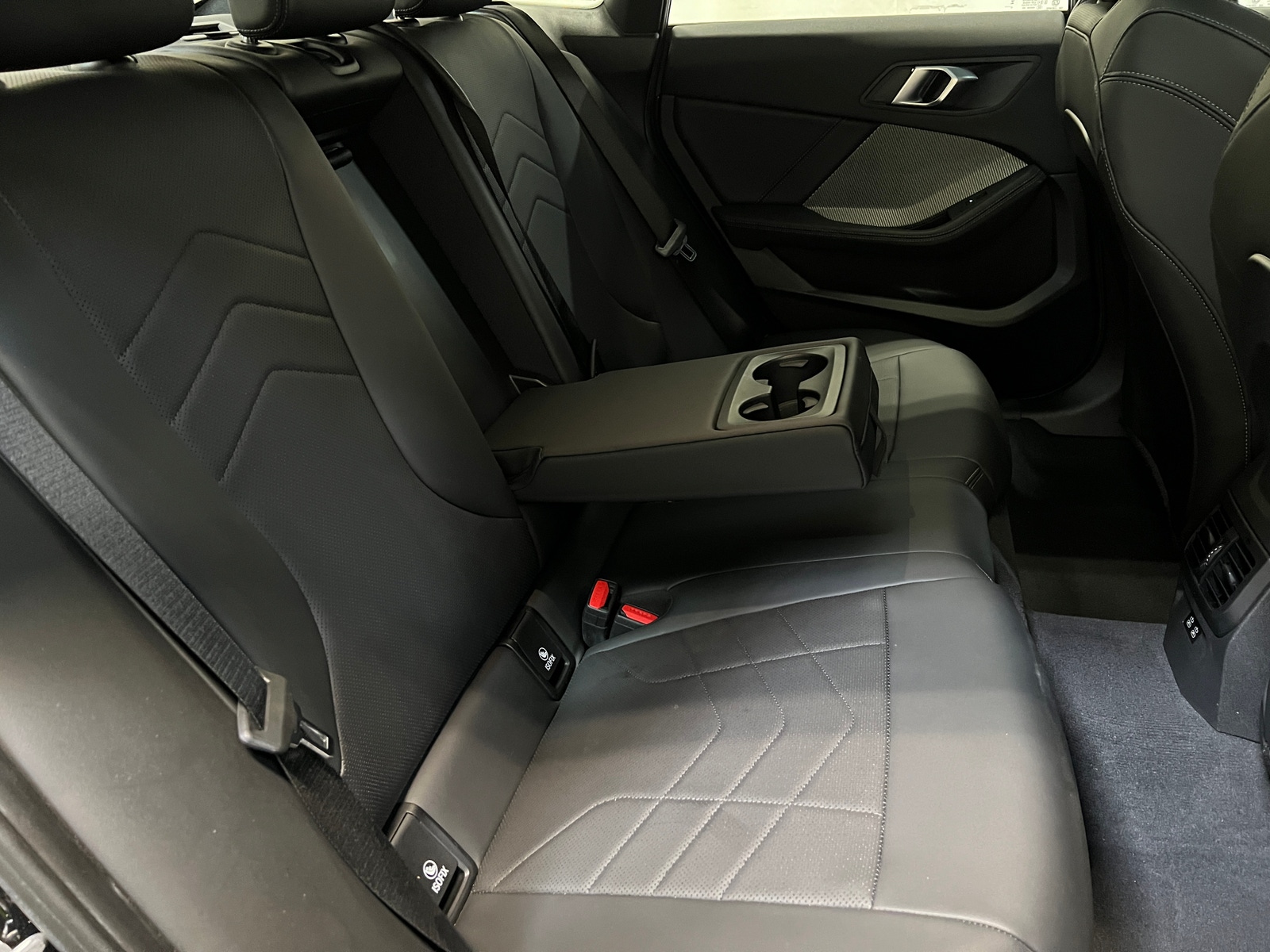 Thumbnail: 2026 BMW 2 Series - 5