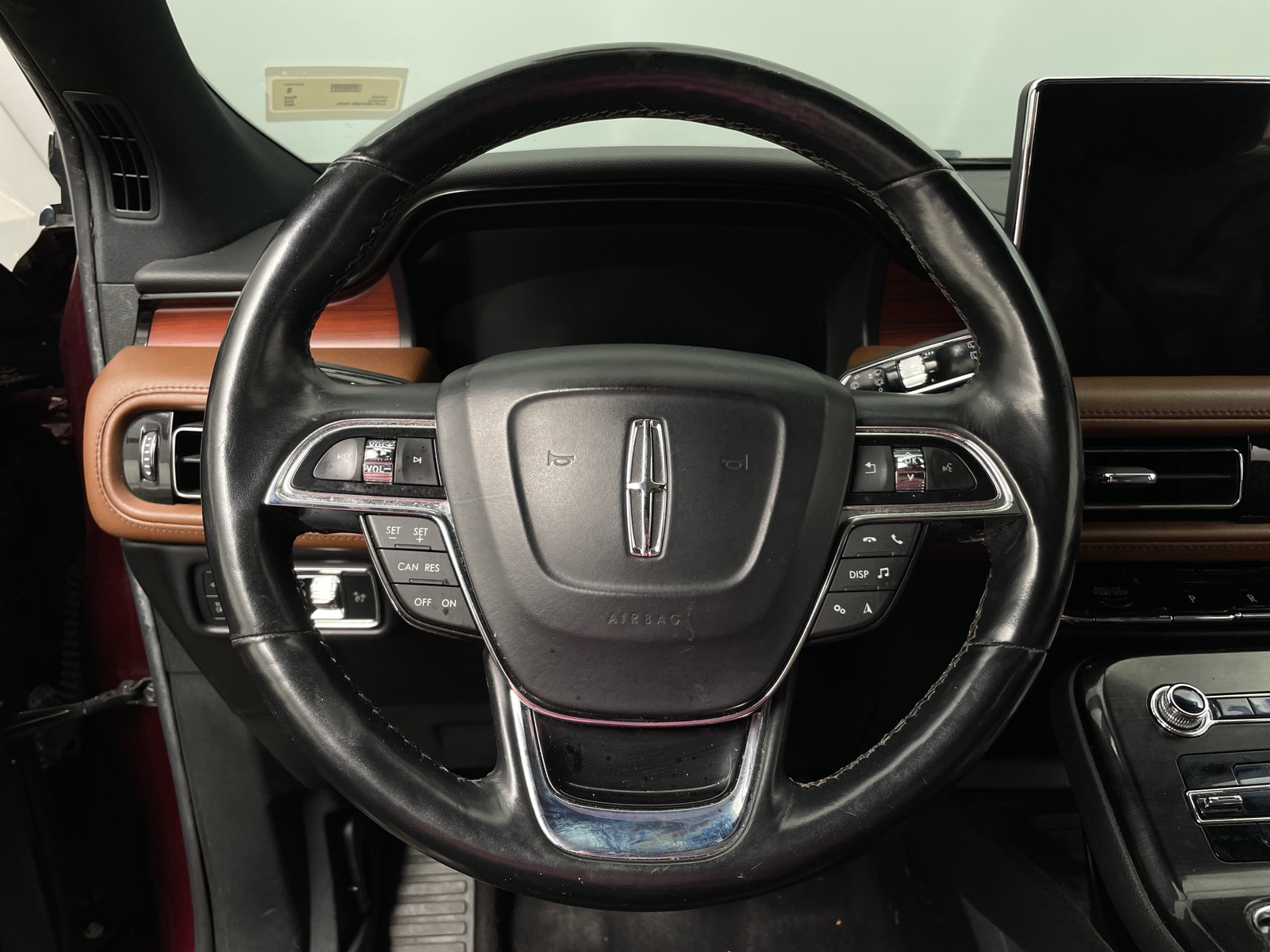 Thumbnail: 2022 Lincoln Nautilus - 4