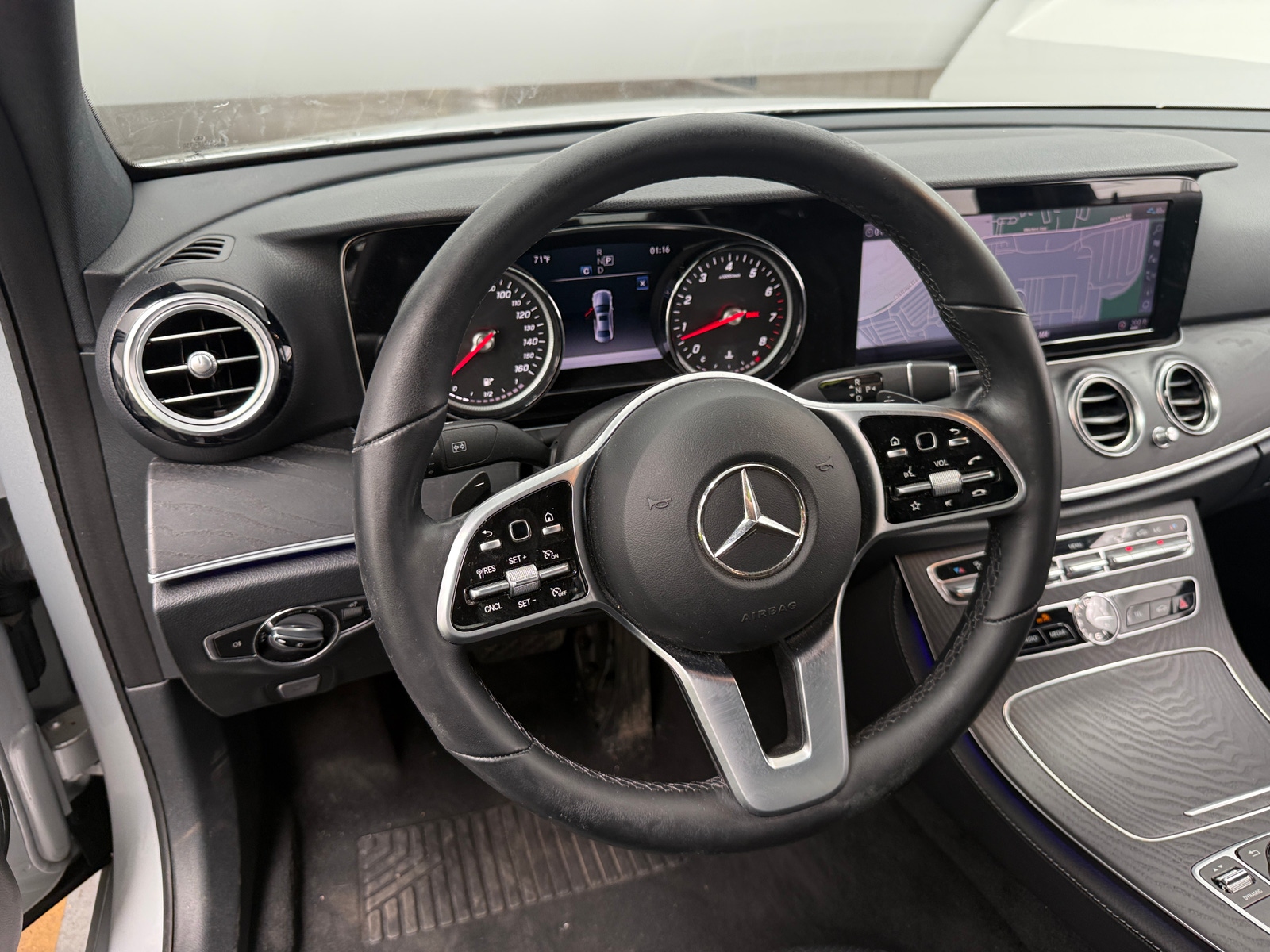 Thumbnail: 2019 Mercedes-Benz E-Class - 4