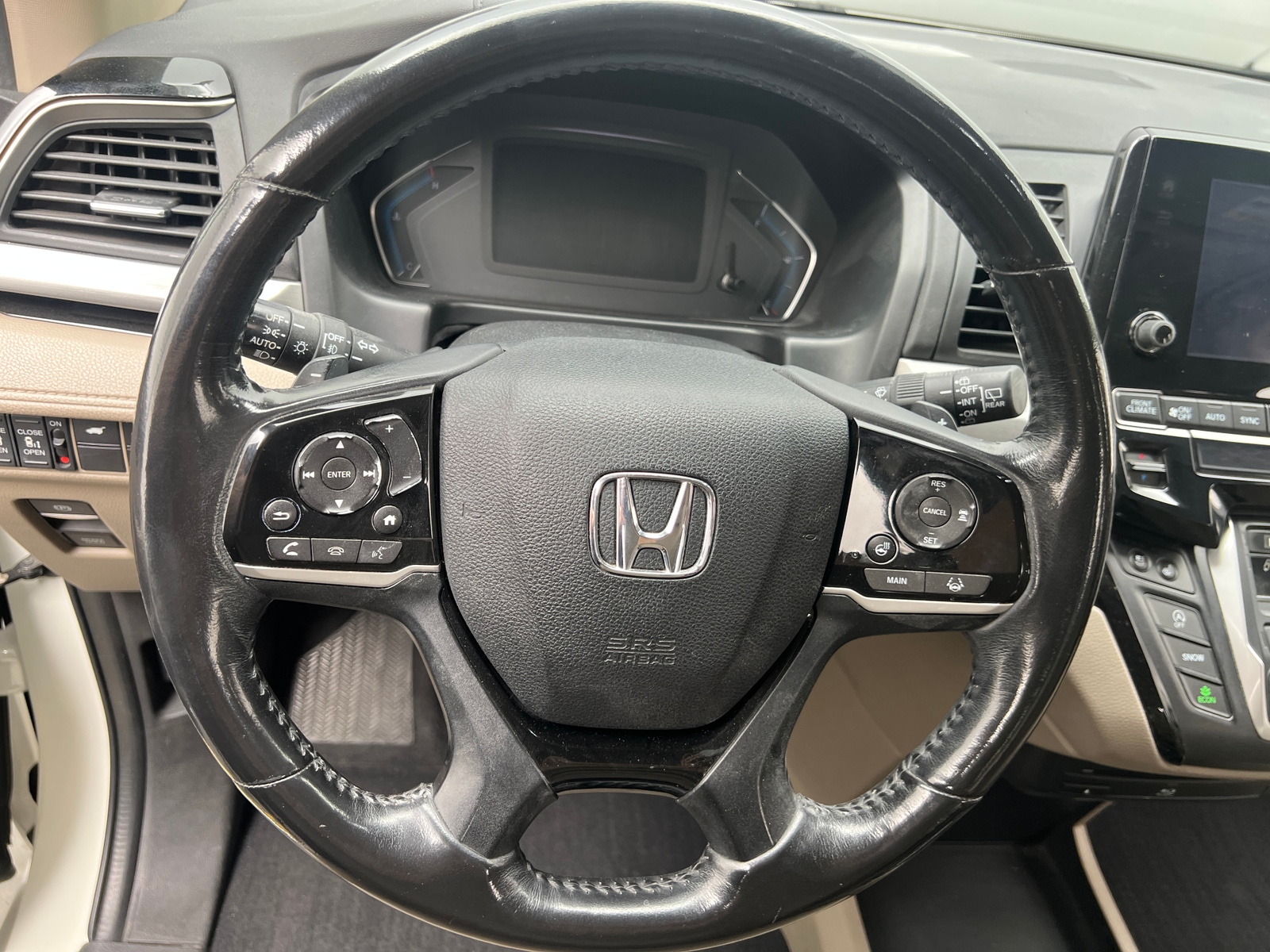 Thumbnail: 2018 Honda Odyssey - 4