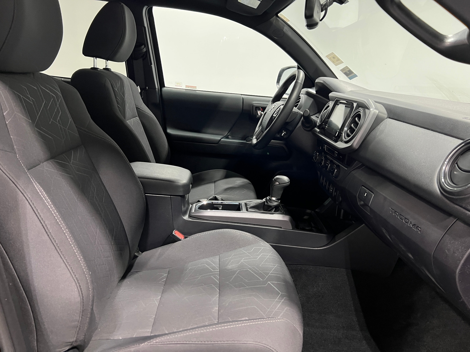 Thumbnail: 2017 Toyota Tacoma - 2