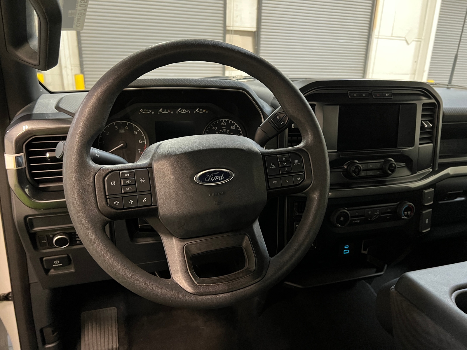 Thumbnail: 2023 Ford Econoline - 5