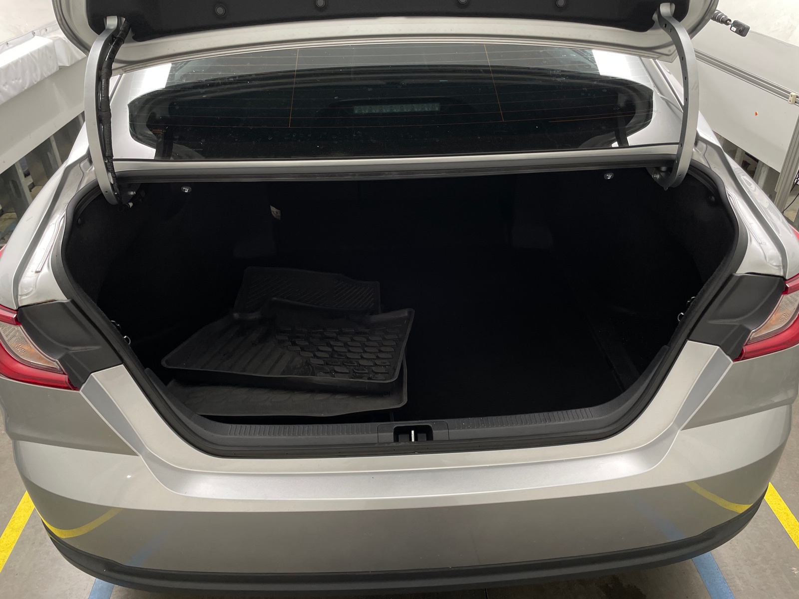 Thumbnail: 2025 Toyota Camry - 7