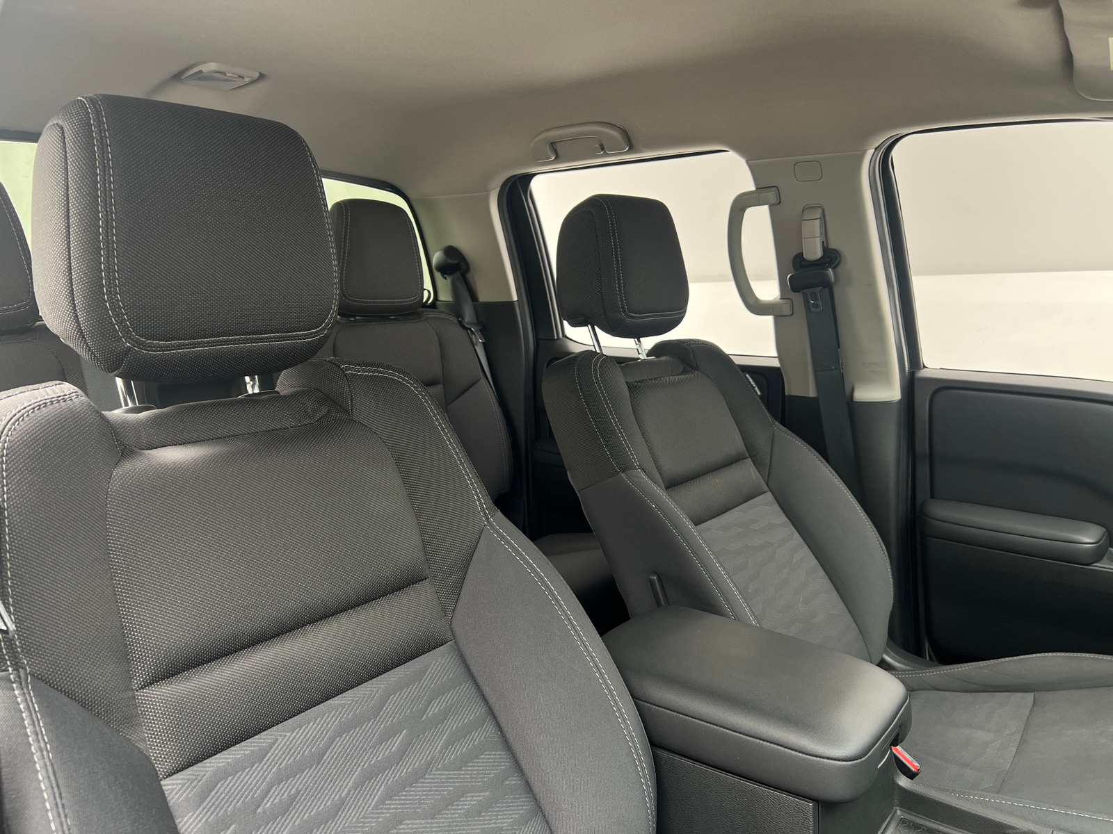 Thumbnail: 2023 Nissan Frontier - 2