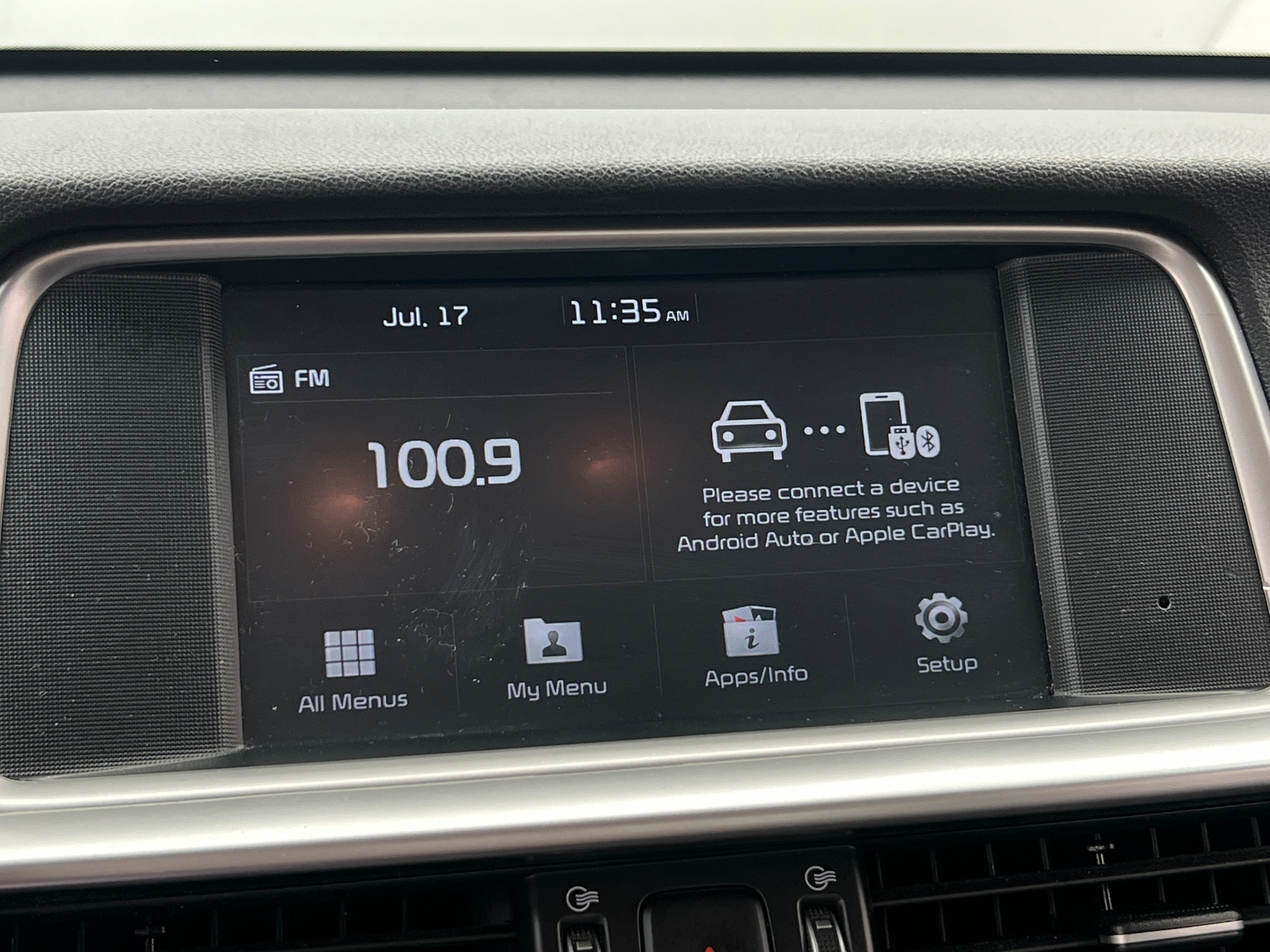Thumbnail: 2019 Kia Optima - 4