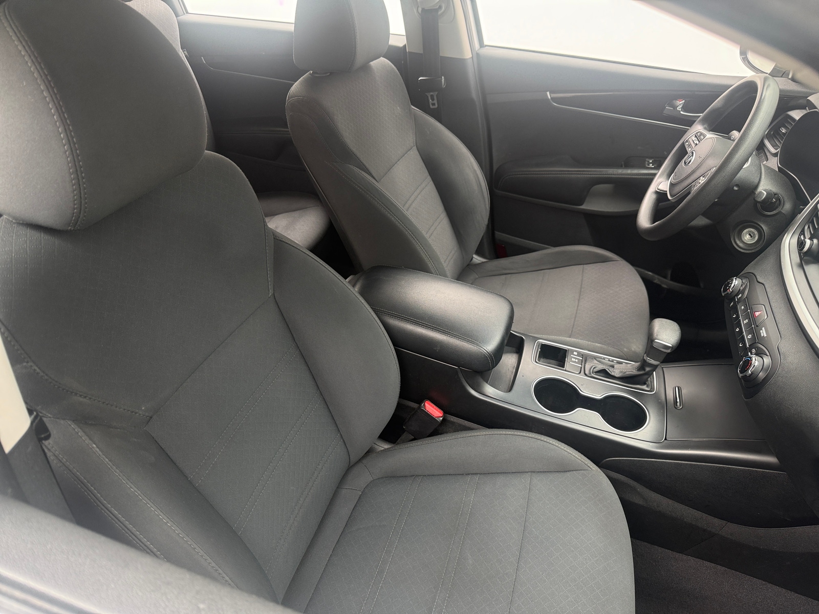 Thumbnail: 2019 Kia Sorento - 2