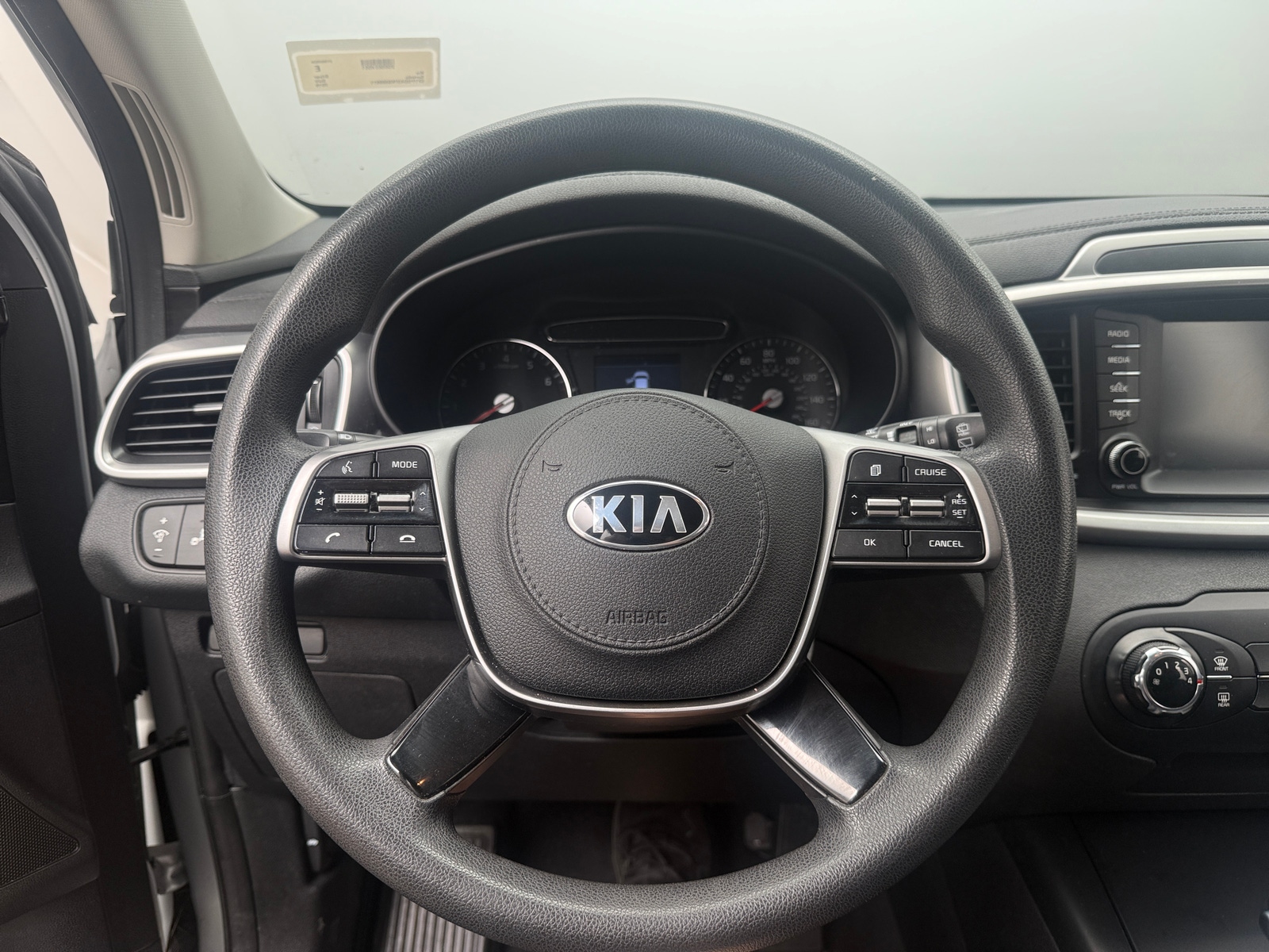 Thumbnail: 2019 Kia Sorento - 5