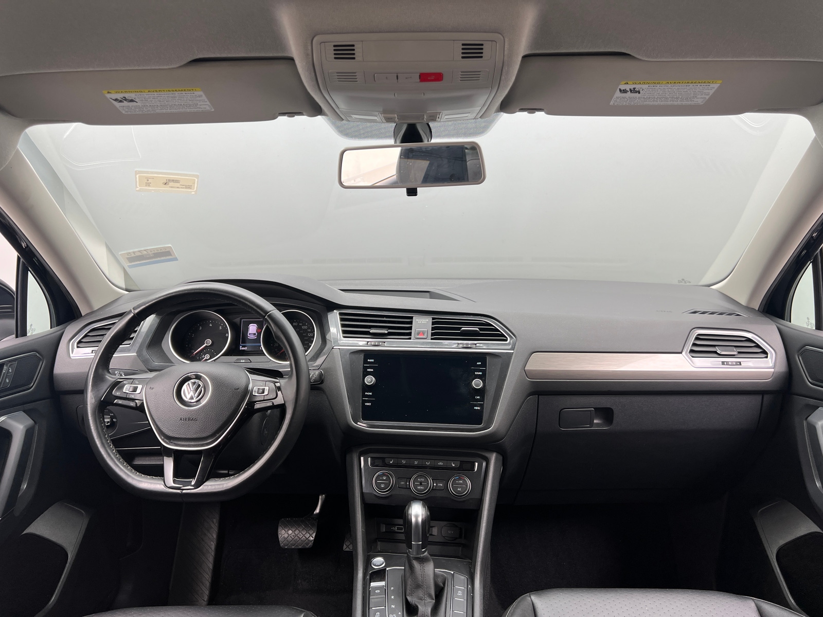 Thumbnail: 2018 Volkswagen Tiguan - 3