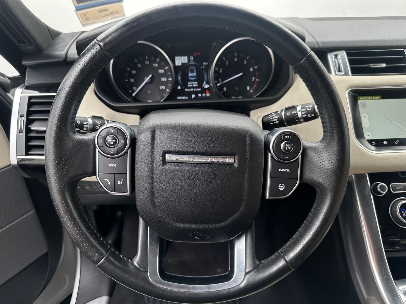 Thumbnail: 2017 Land Rover Range Rover Sport - 4