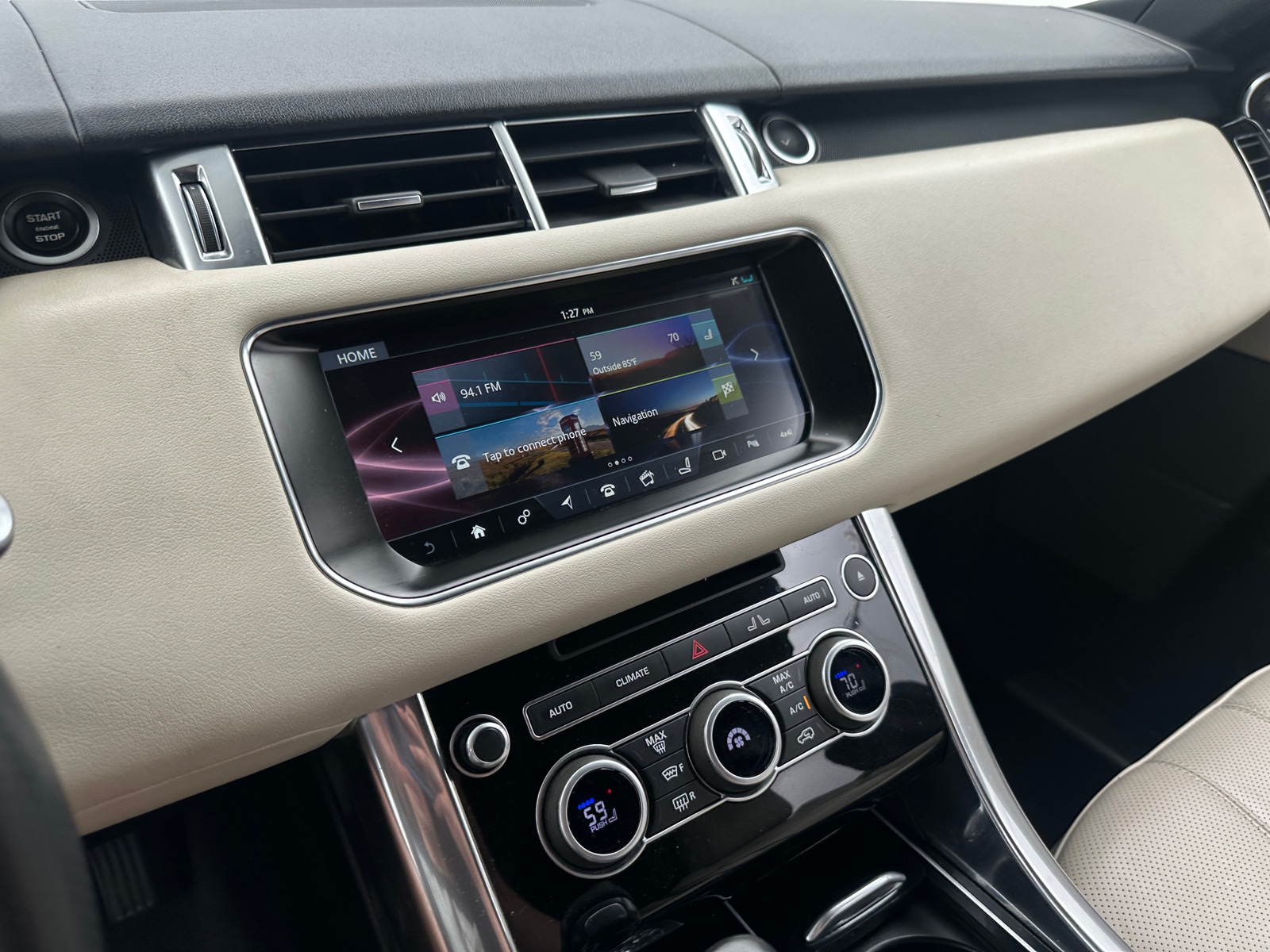Thumbnail: 2017 Land Rover Range Rover Sport - 3