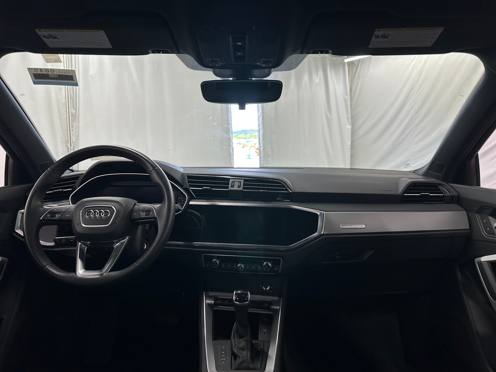 Thumbnail: 2025 Audi Q3 - 2