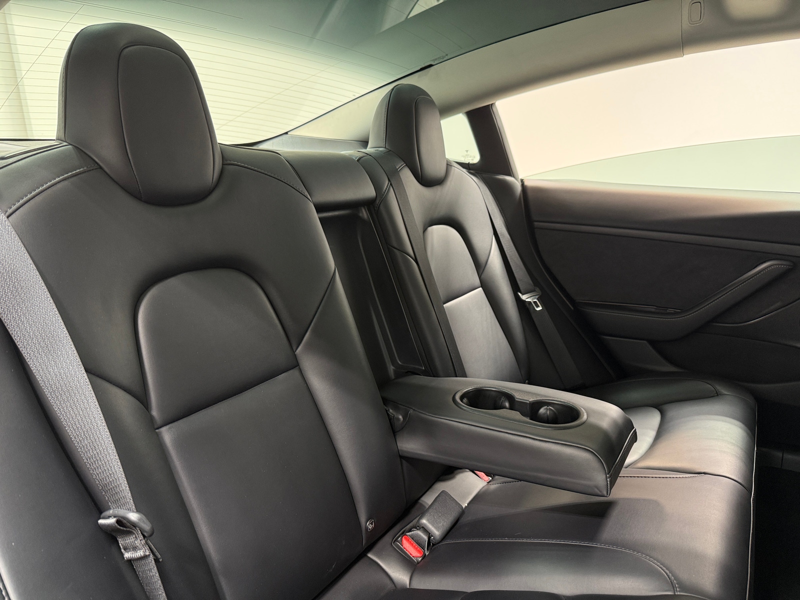 Thumbnail: 2022 Tesla Model 3 - 5
