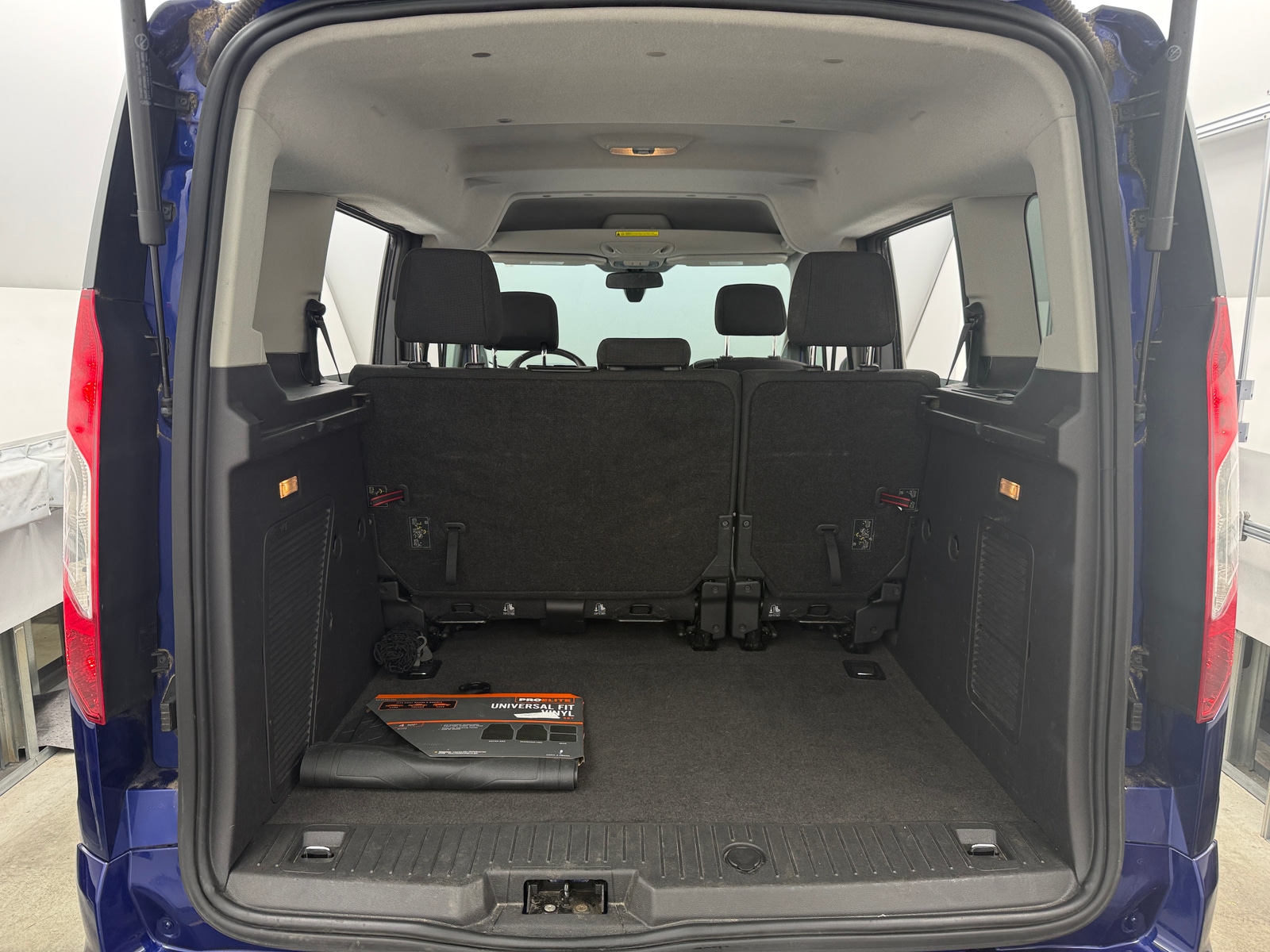 Thumbnail: 2016 Ford Transit Series - 7
