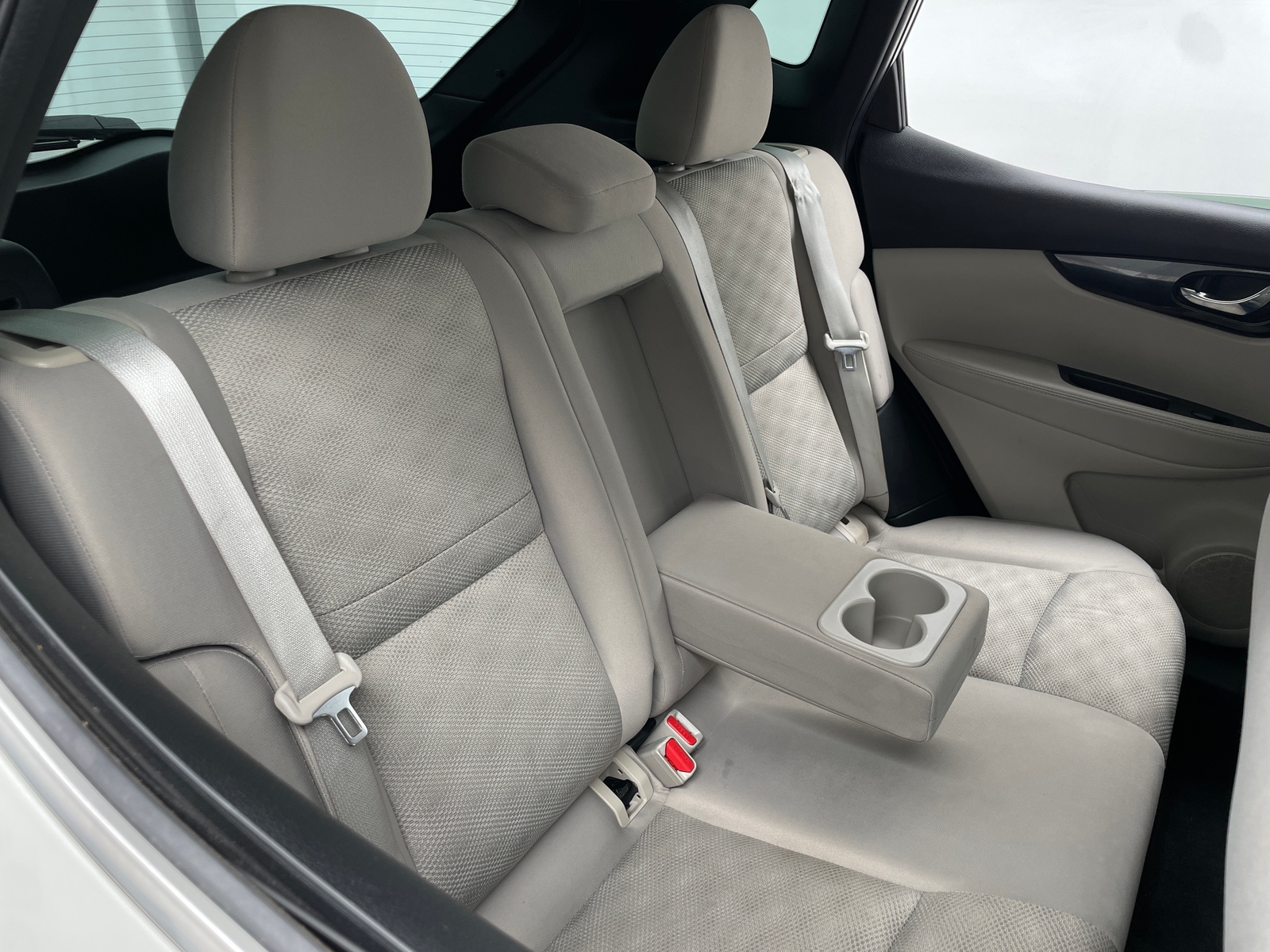 Thumbnail: 2022 Nissan Rogue Sport - 6