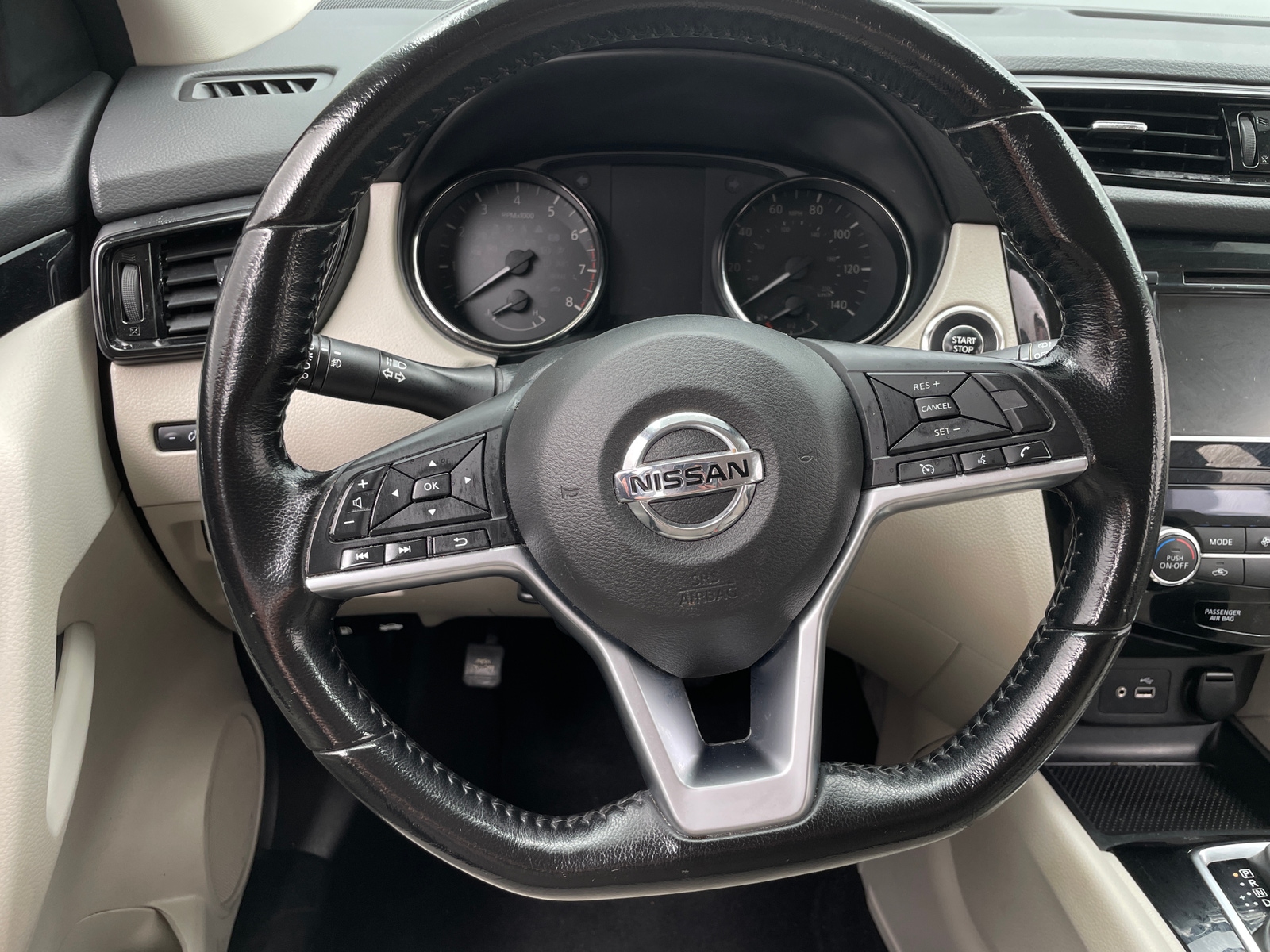Thumbnail: 2022 Nissan Rogue Sport - 5