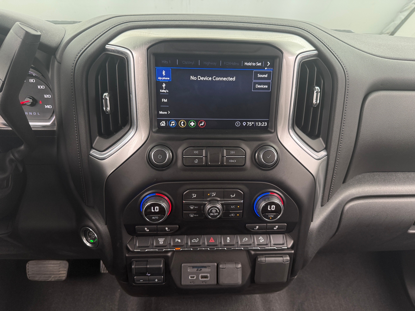 Thumbnail: 2020 Chevrolet Silverado 3500 - 3