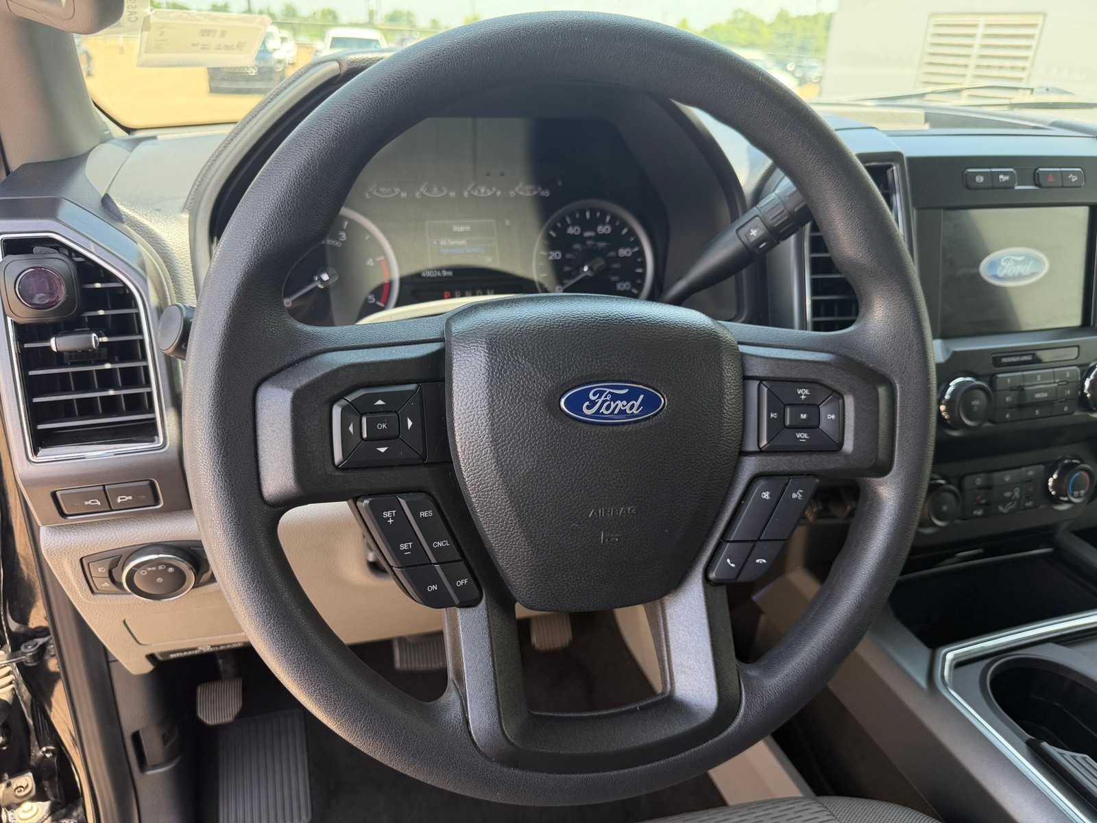 Thumbnail: 2022 Ford Econoline - 5