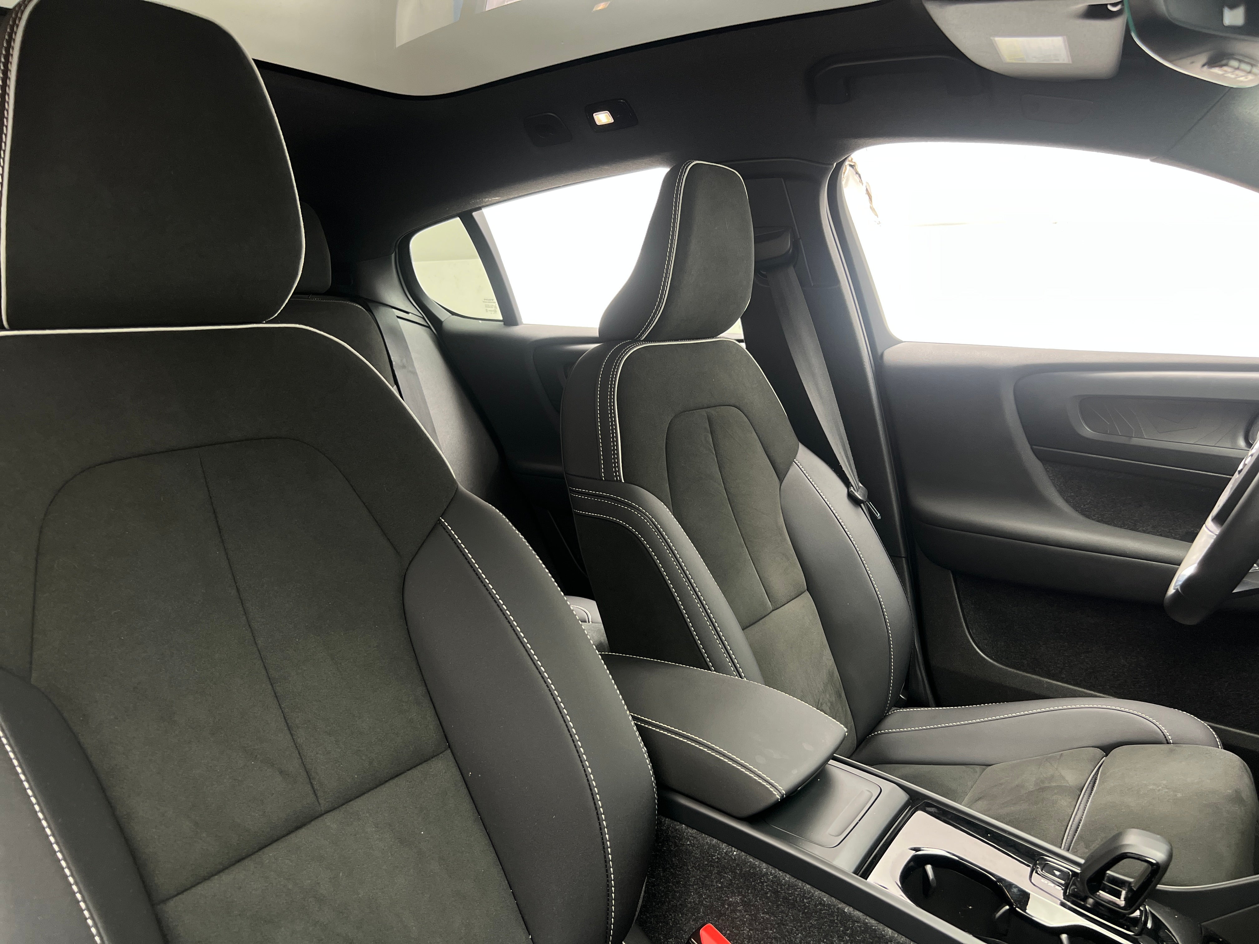 Used 2023 Volvo C40 Ultimate with VIN YV4ED3GM2P2053427 for sale in Oak Creek, WI