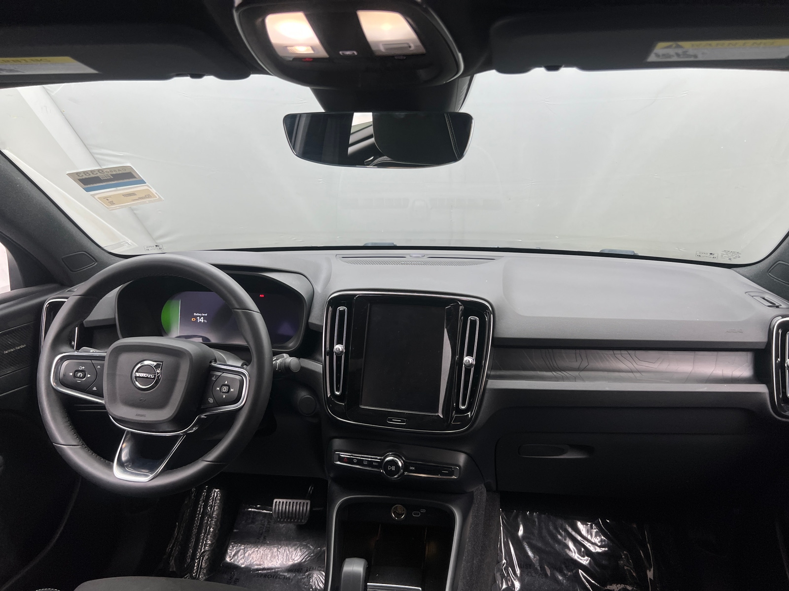 Thumbnail: 2023 Volvo C40 - 2