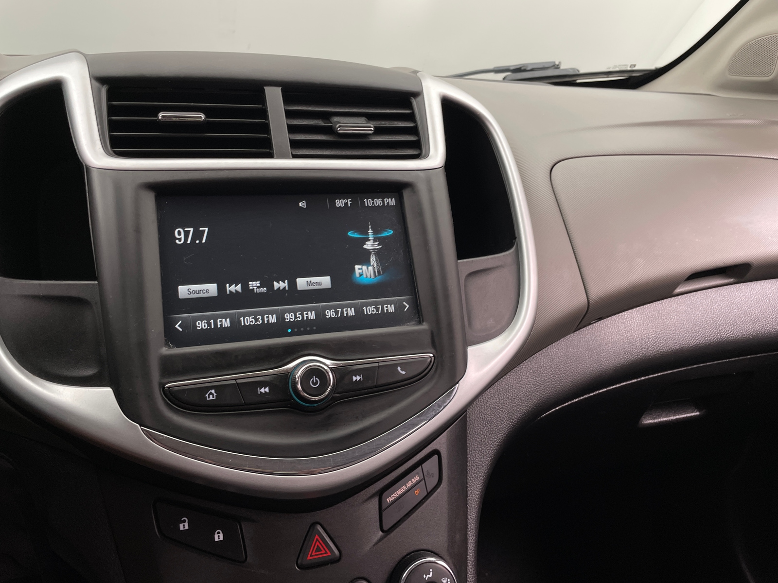 Thumbnail: 2017 Chevrolet Sonic - 4