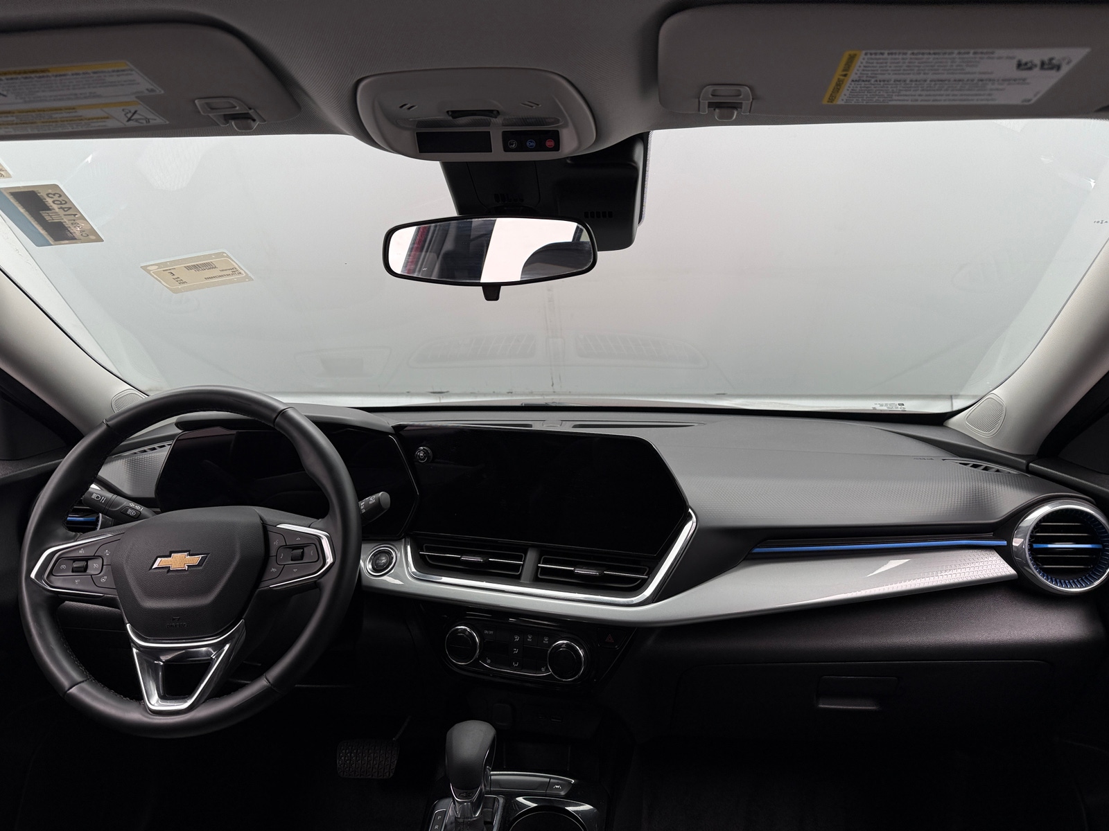 Thumbnail: 2025 Chevrolet Trax - 3