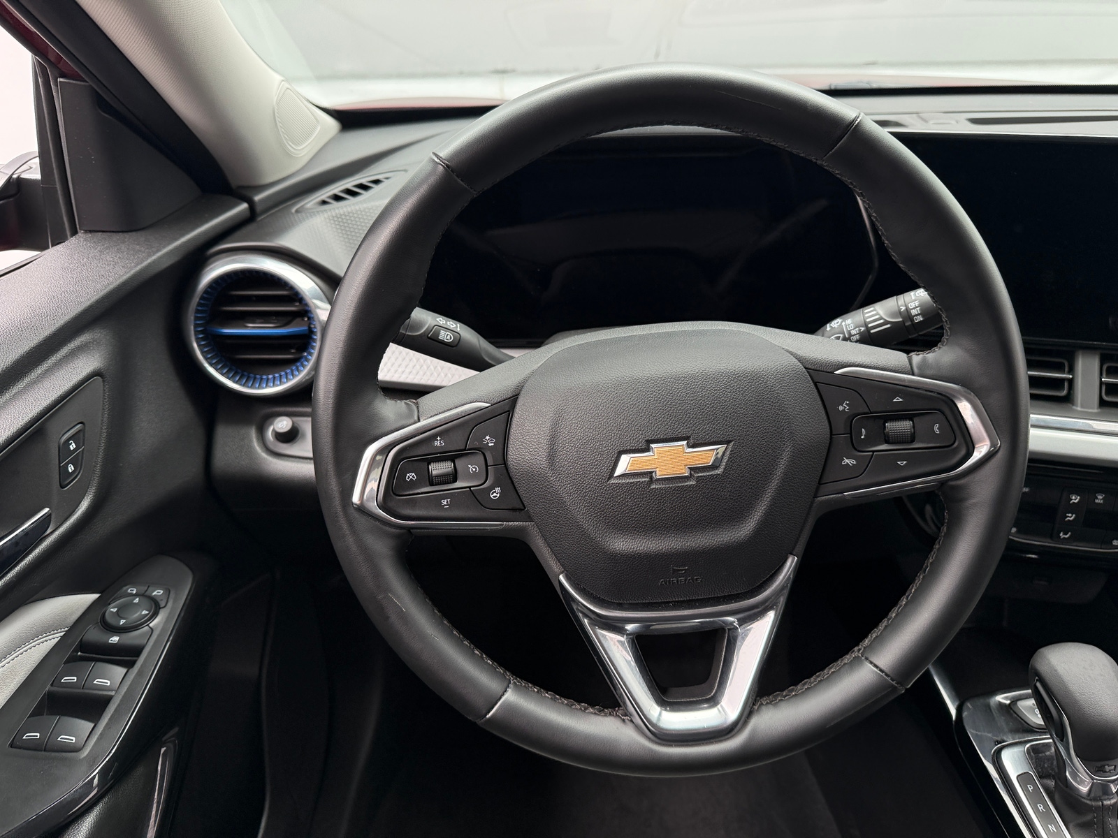 Thumbnail: 2025 Chevrolet Trax - 5