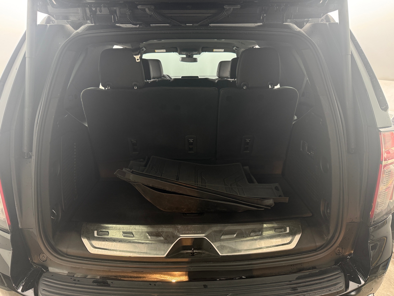 Thumbnail: 2022 Chevrolet Tahoe - 6