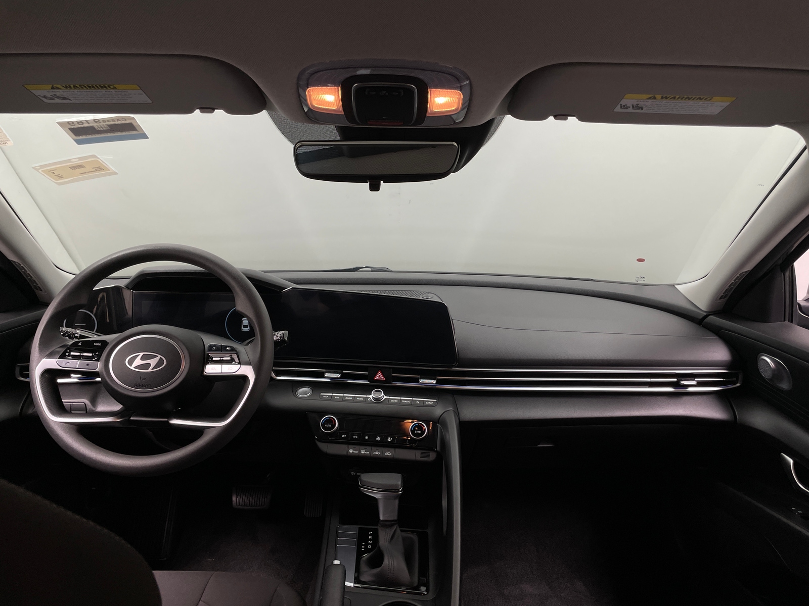 Thumbnail: 2024 Hyundai Elantra - 3